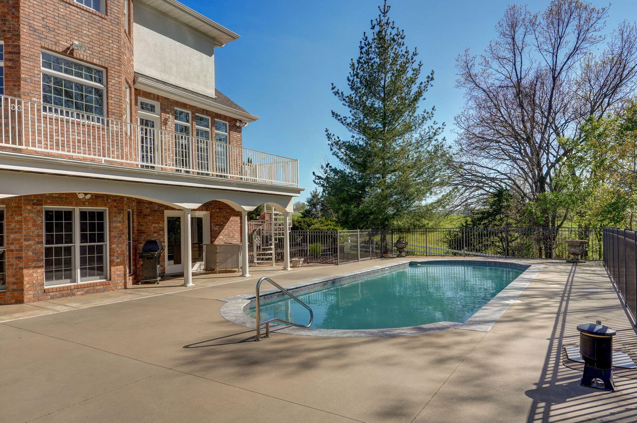 341 West Castlegate Drive Property Photo 86