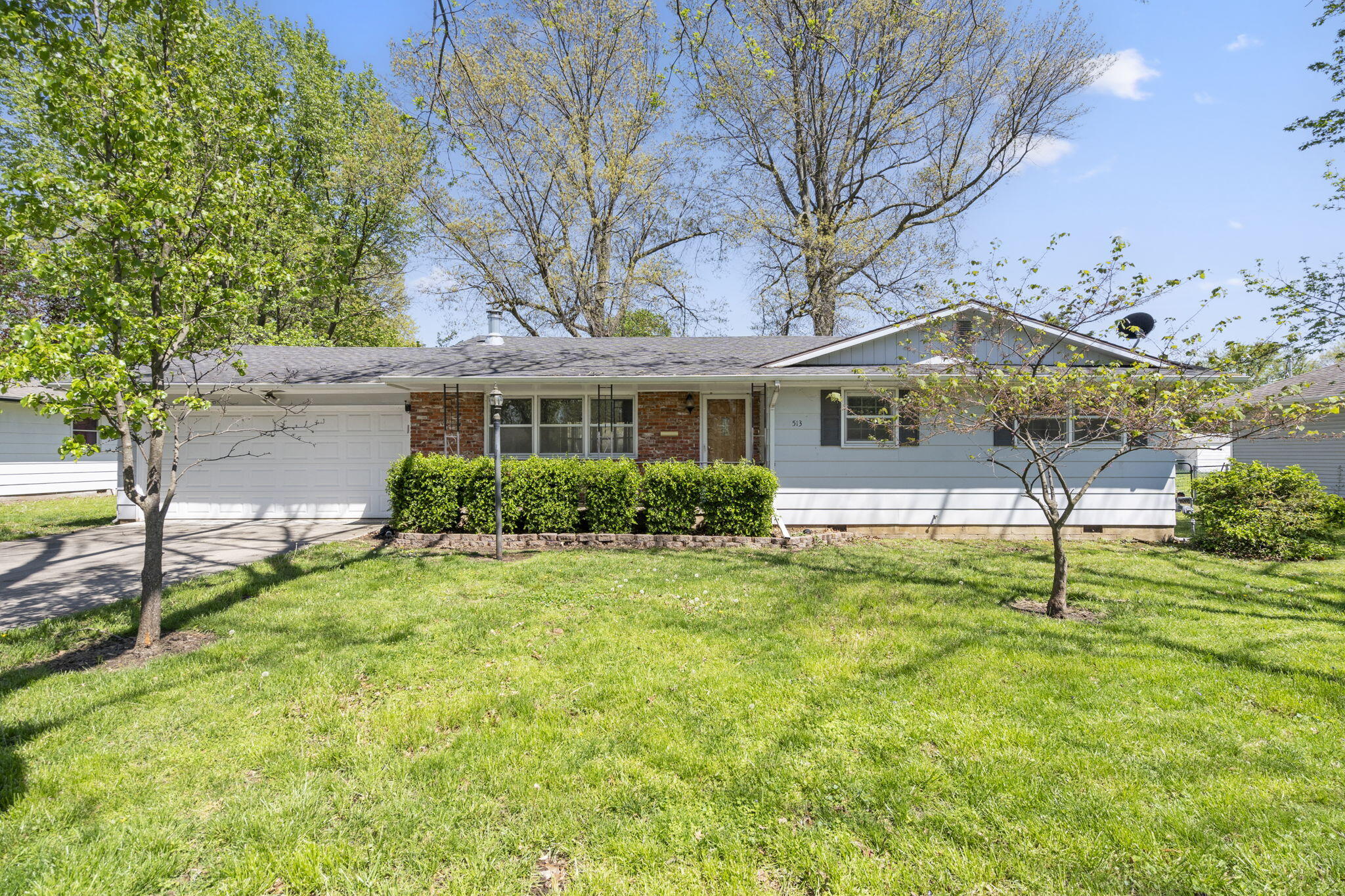 513 Grand Avenue Property Photo 1