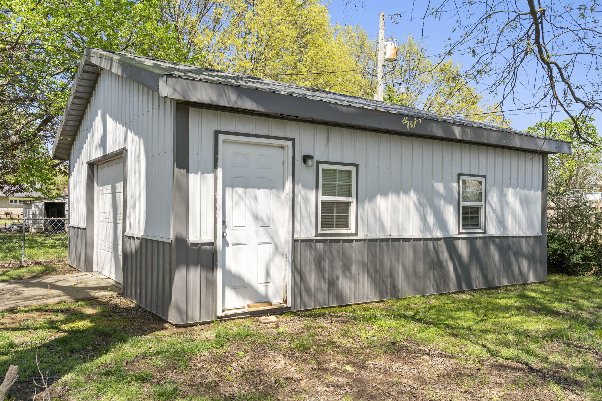 513 Grand Avenue Property Photo 22