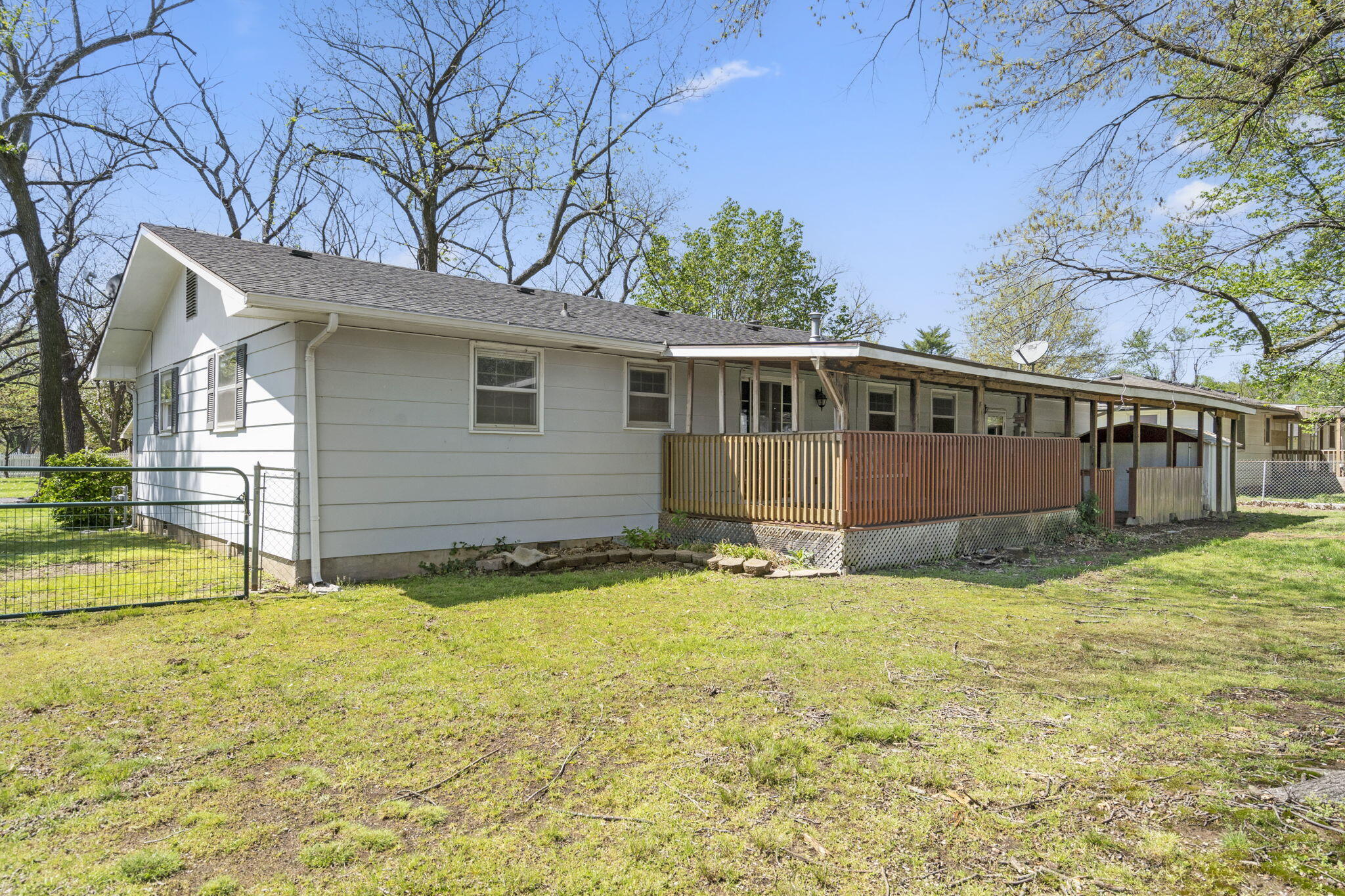 513 Grand Avenue Property Photo 23