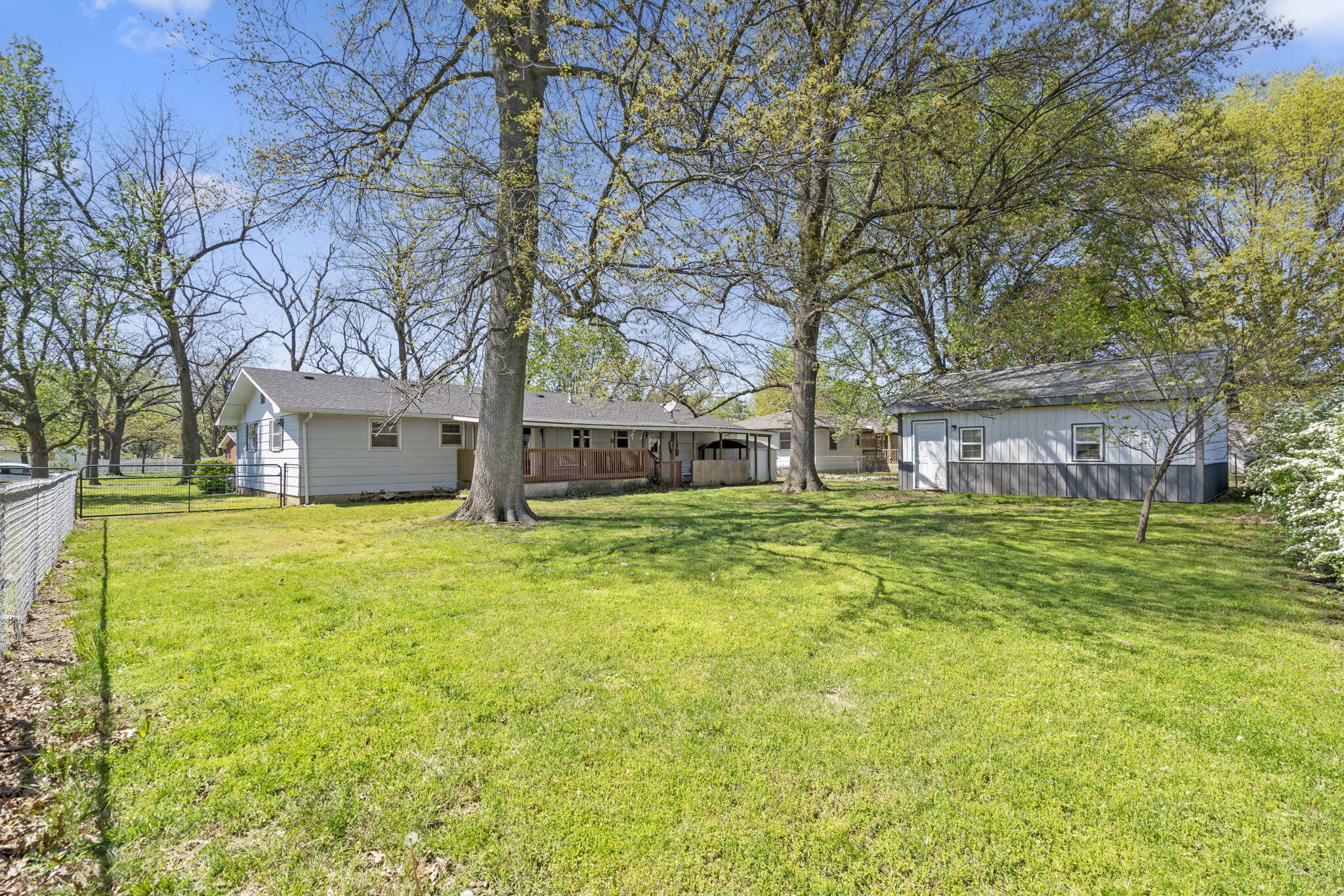 513 Grand Avenue Property Photo 25