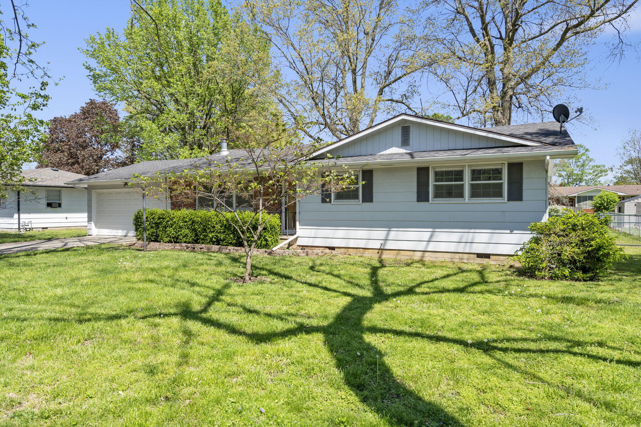 513 Grand Avenue Property Photo 29
