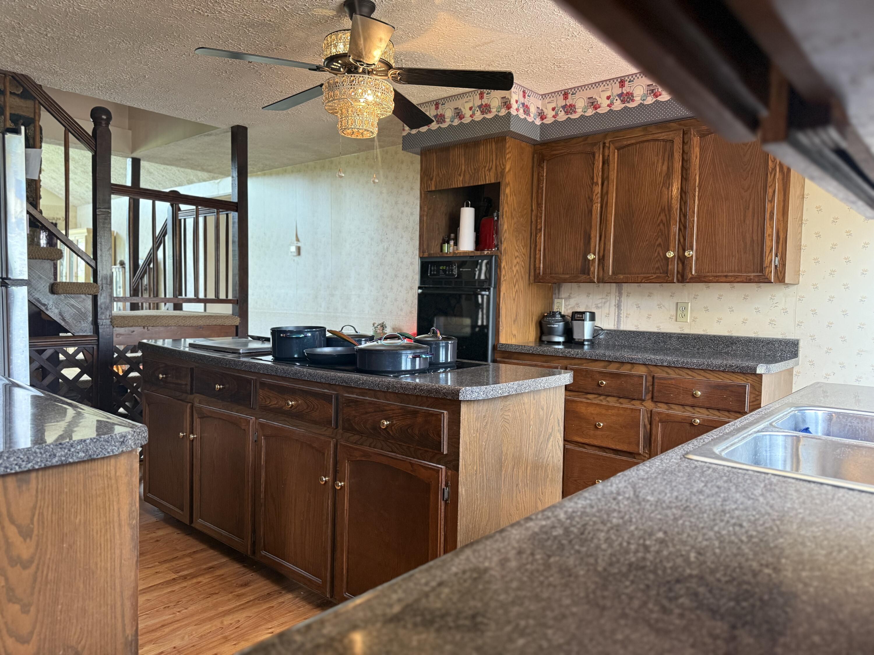 3605 County Road 6760 Property Photo 52
