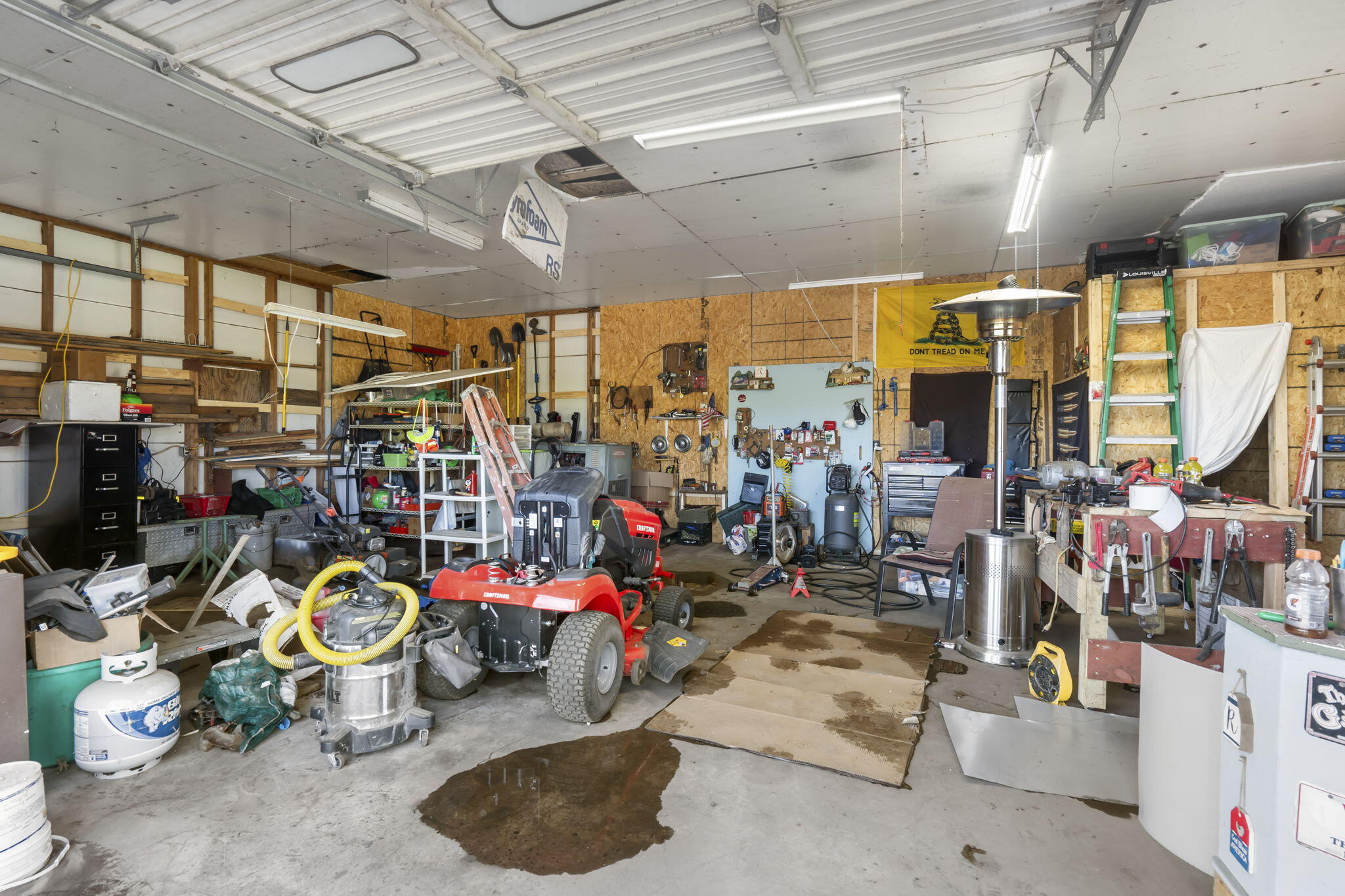 19077 Lawrence 2170 Property Photo 24