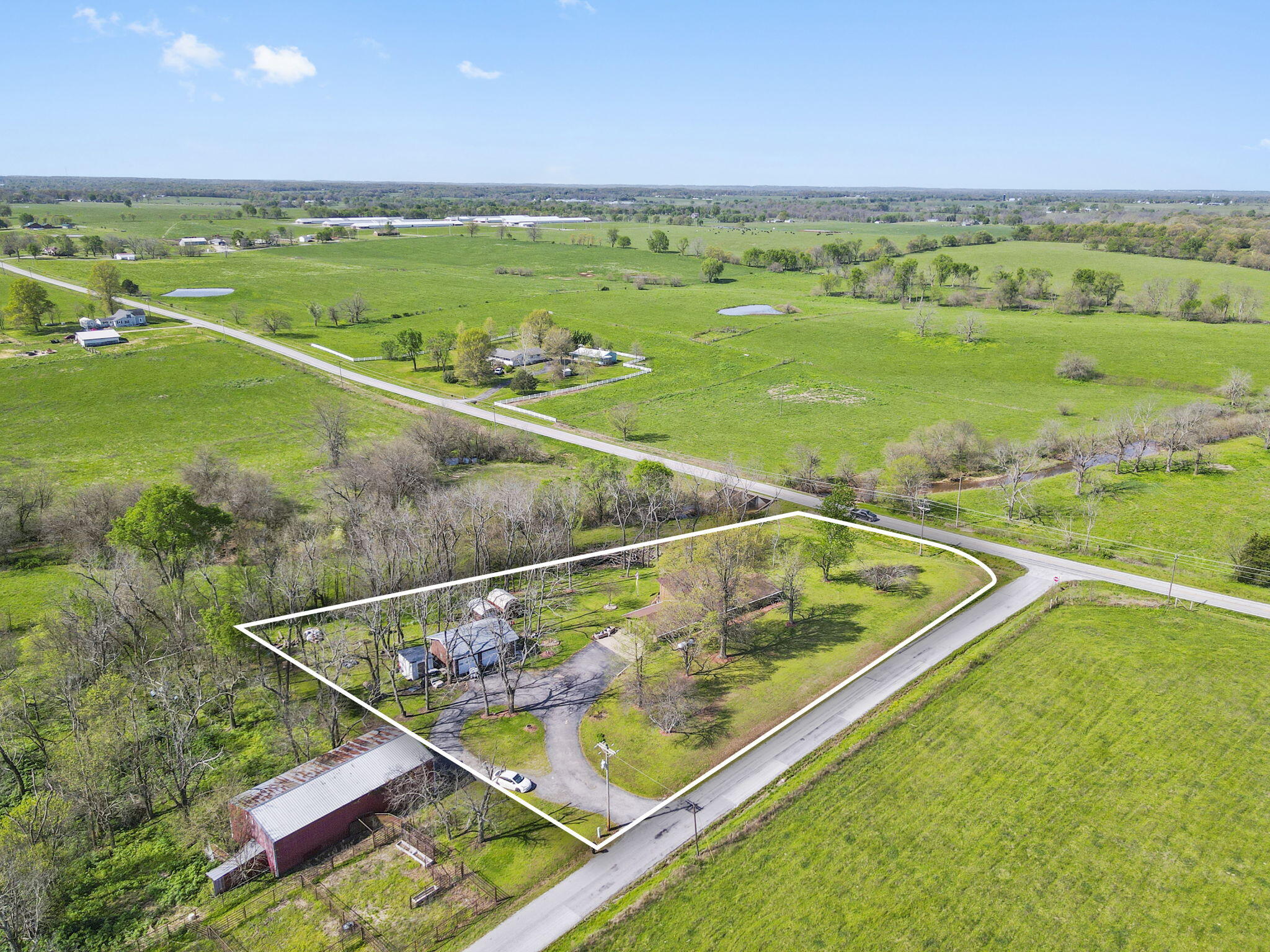 19077 Lawrence 2170 Property Photo 37