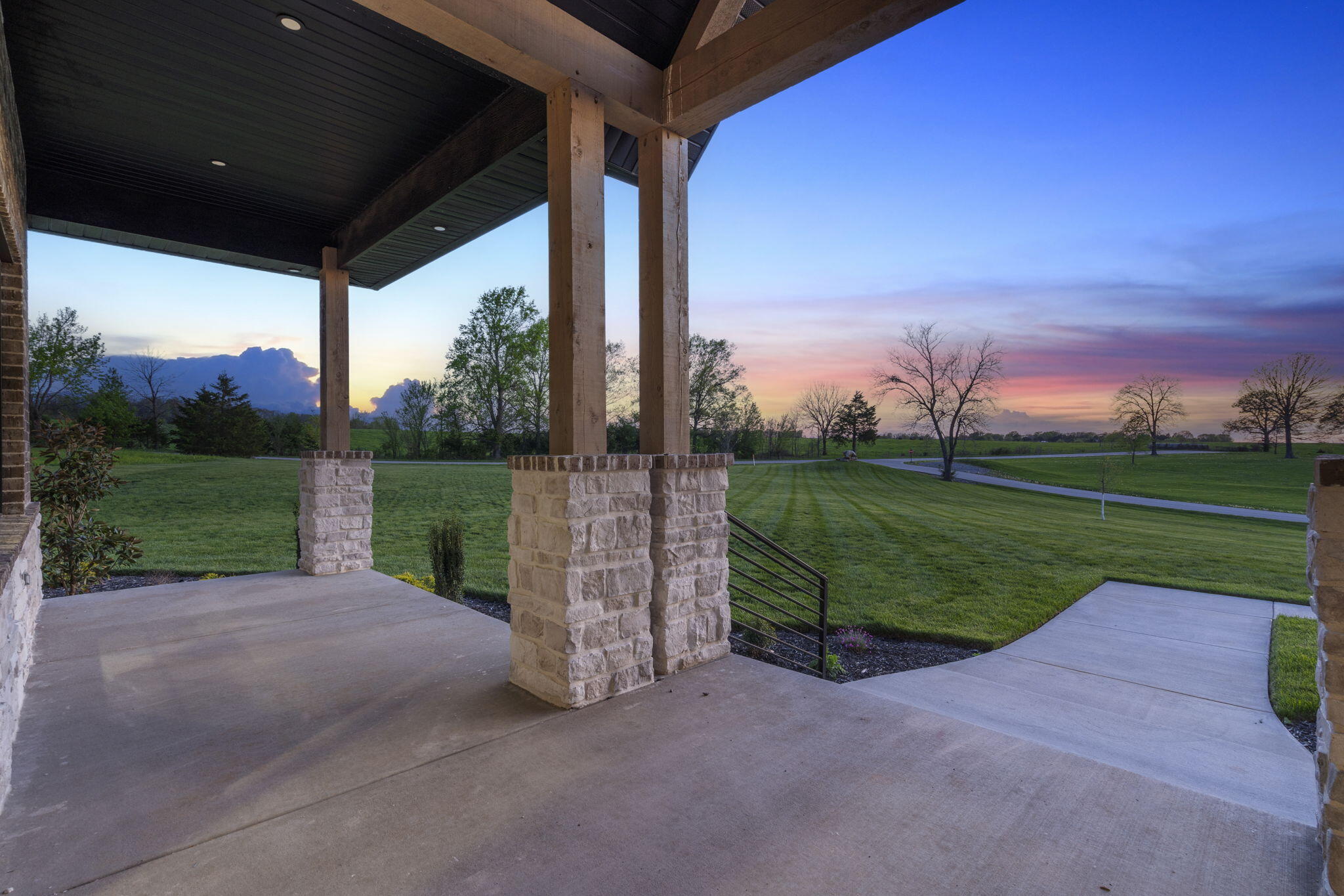 202 Ridge Park Property Photo 6