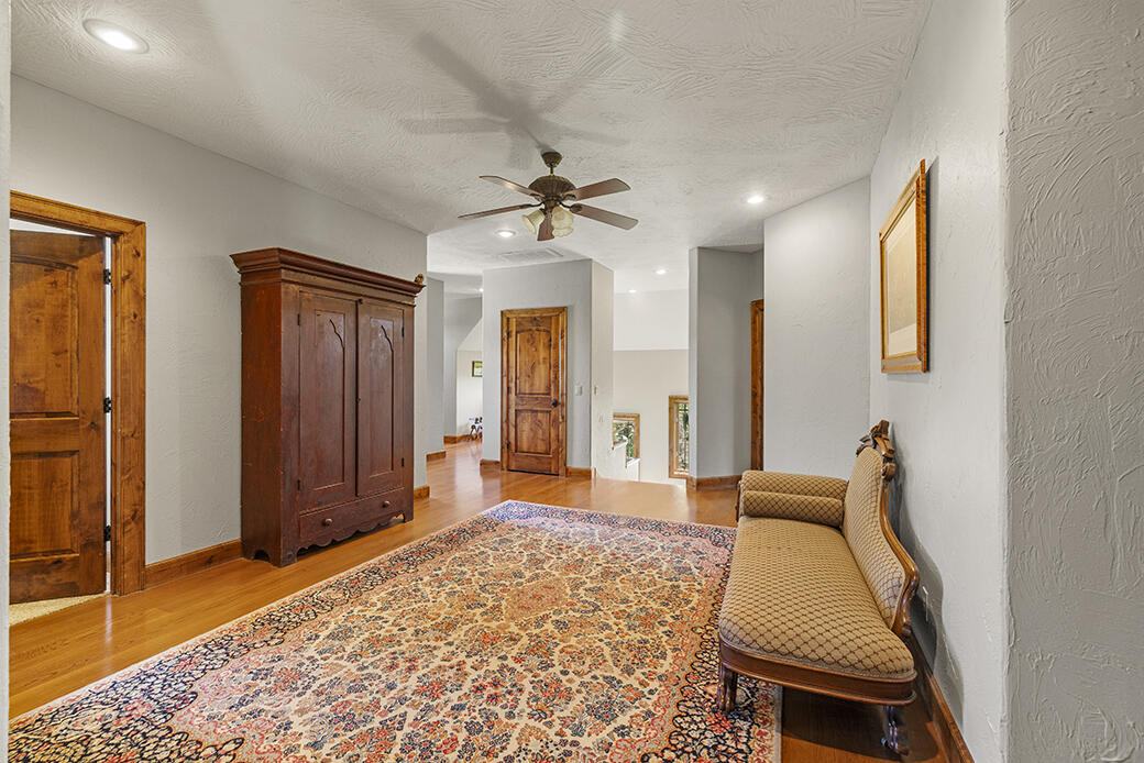 4873 South Farm Road 199 Property Photo 49