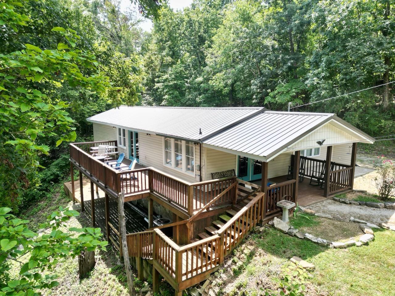 14 Riverbend Lane Property Photo 4