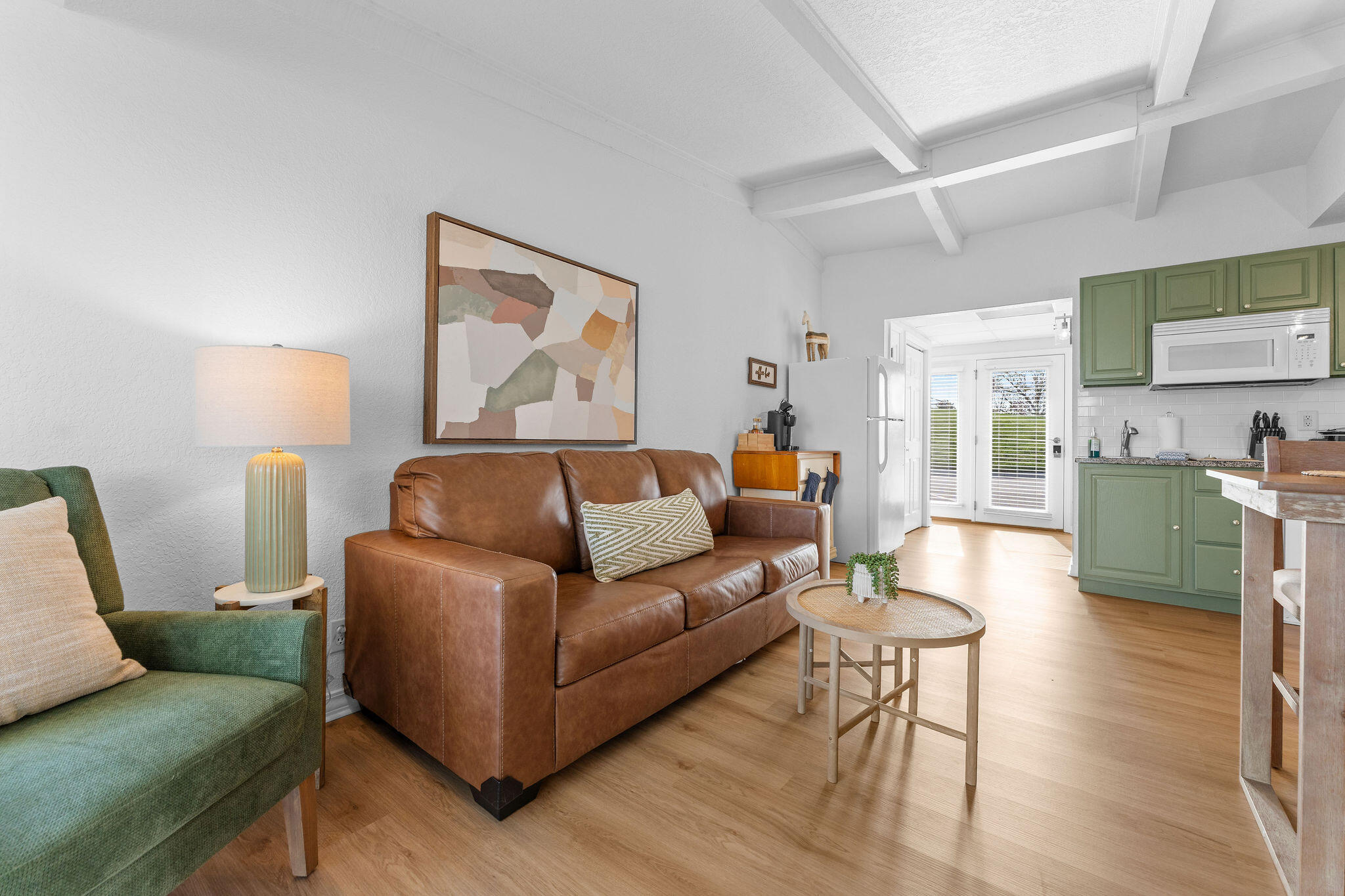 100 Getaway Circle Property Photo 2