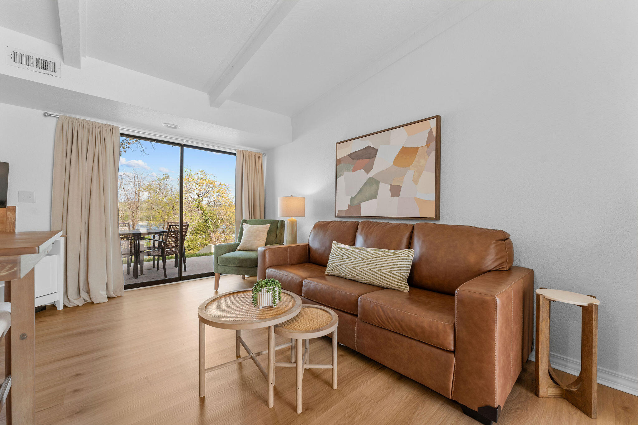 100 Getaway Circle Property Photo 3