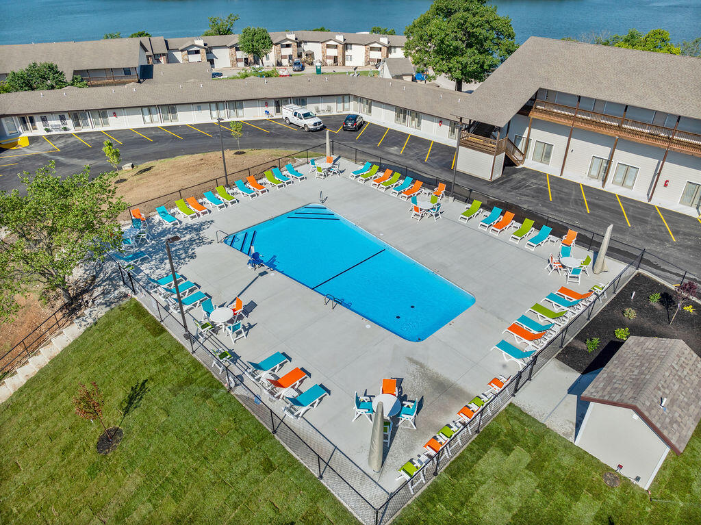 100 Getaway Circle Property Photo 34