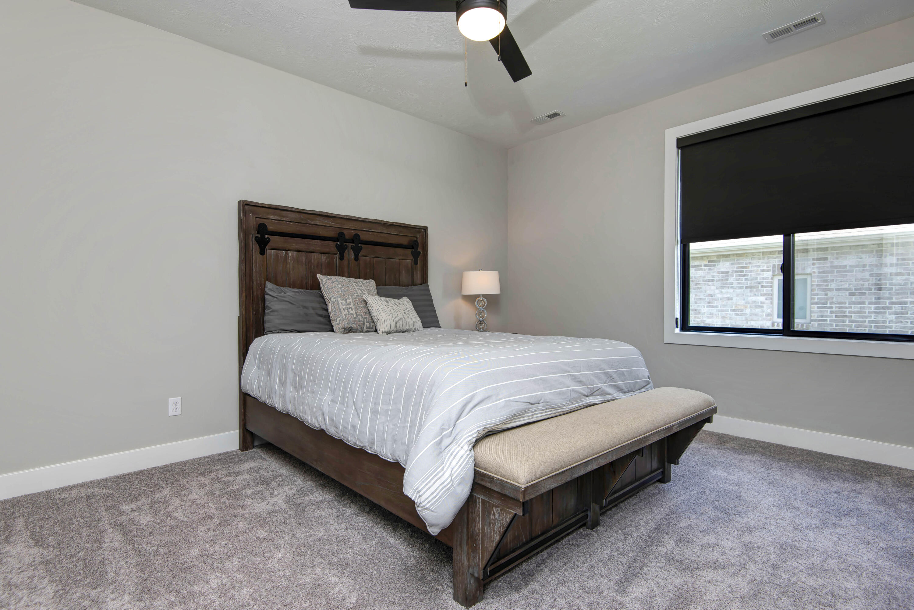 4635 East Forest Trails Drive Property Photo 41