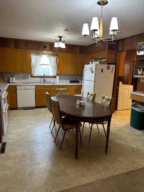 975 West 60th Street Property Photo 24