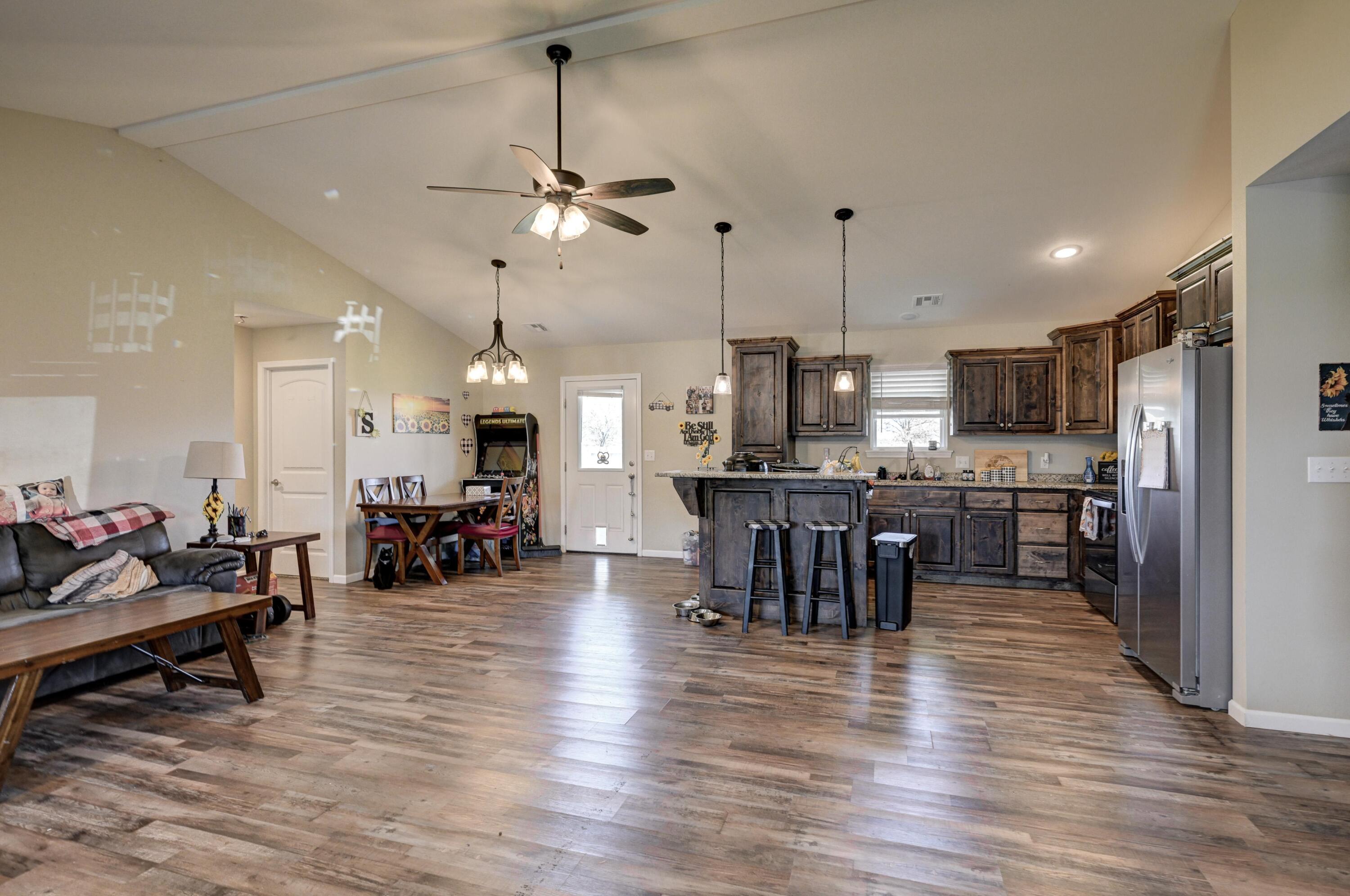 13574 Paisley Road Property Photo 6