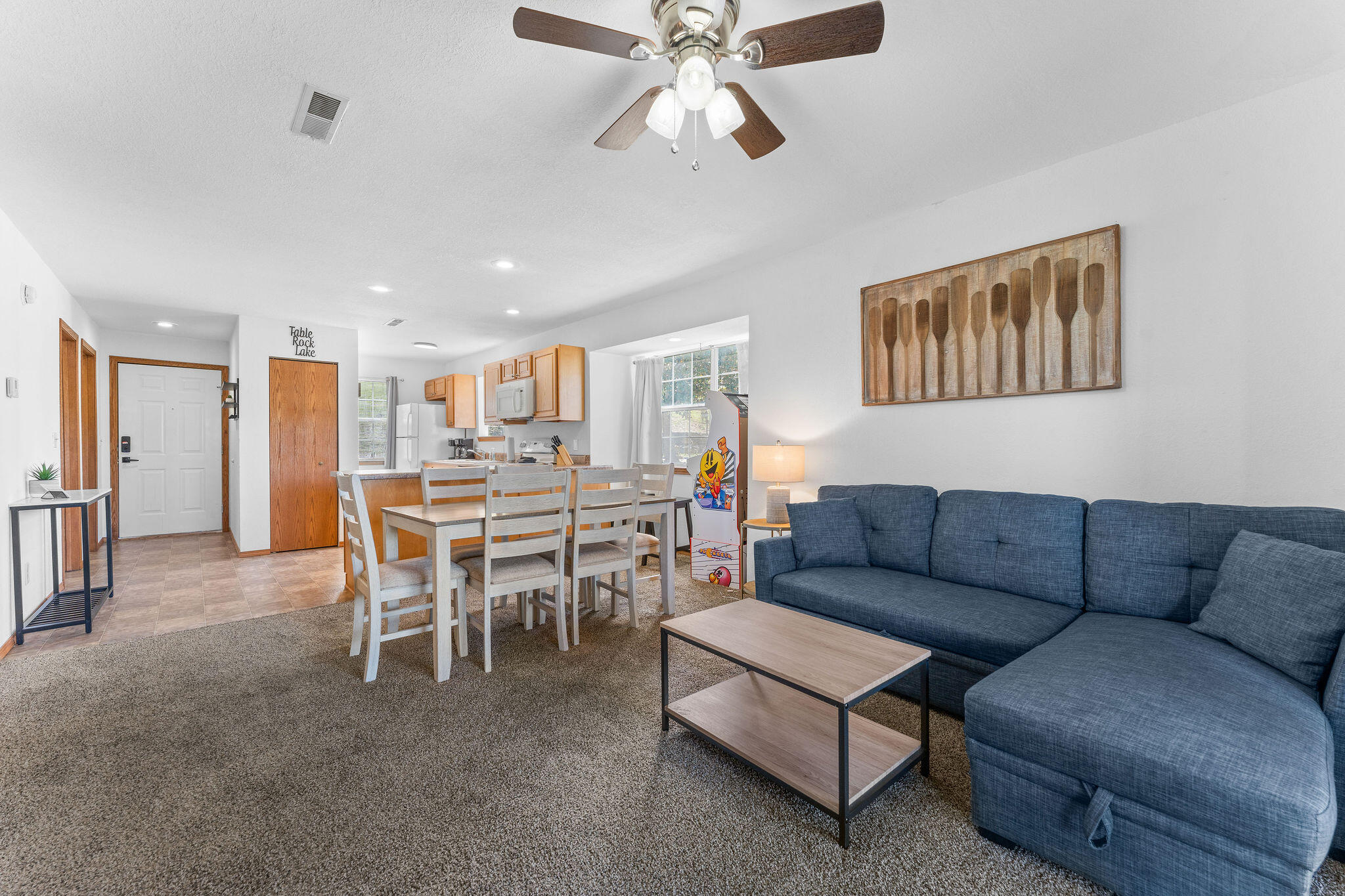 10 Woodpecker Lane Property Photo 8