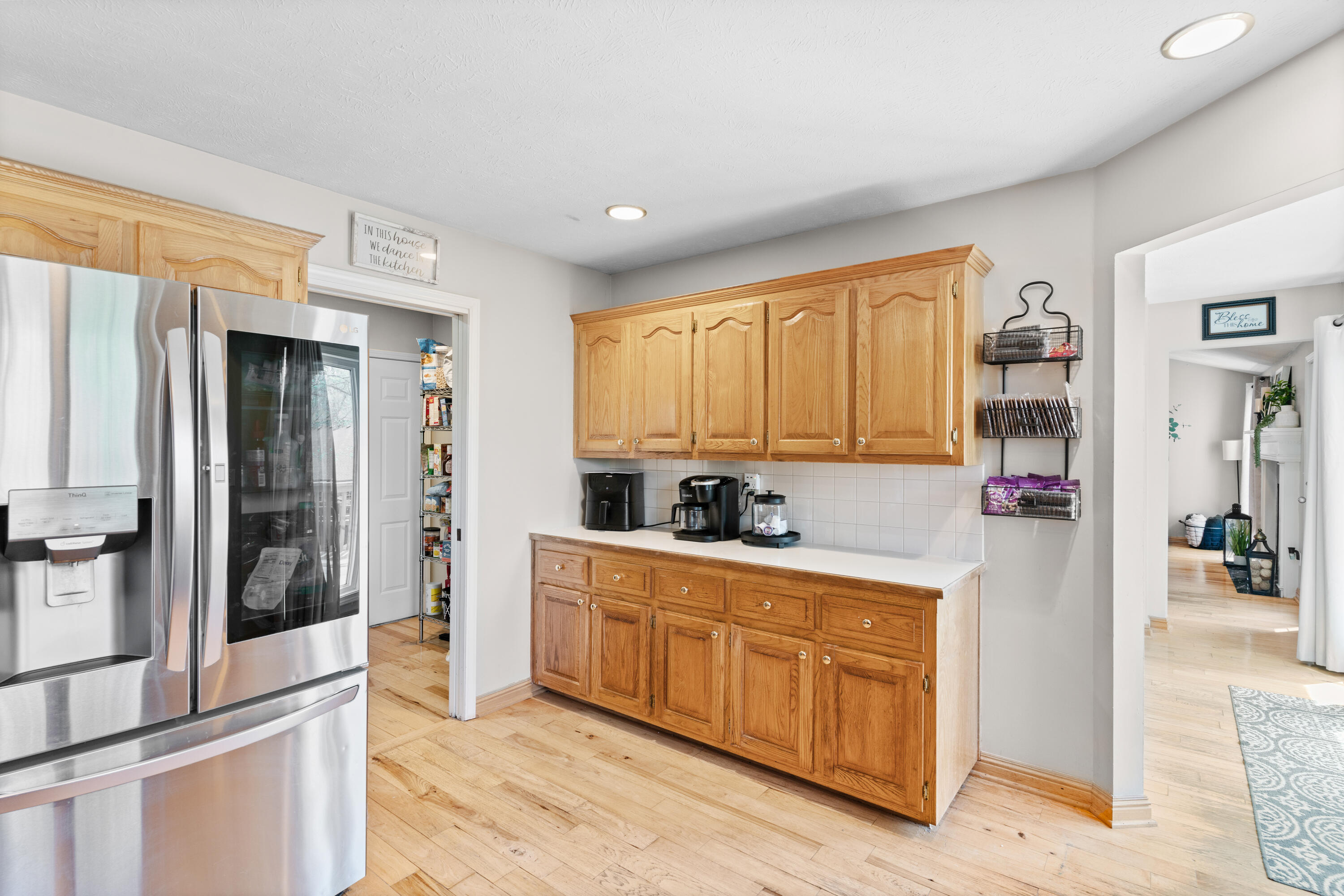840 East Gaslight Drive Property Photo 13