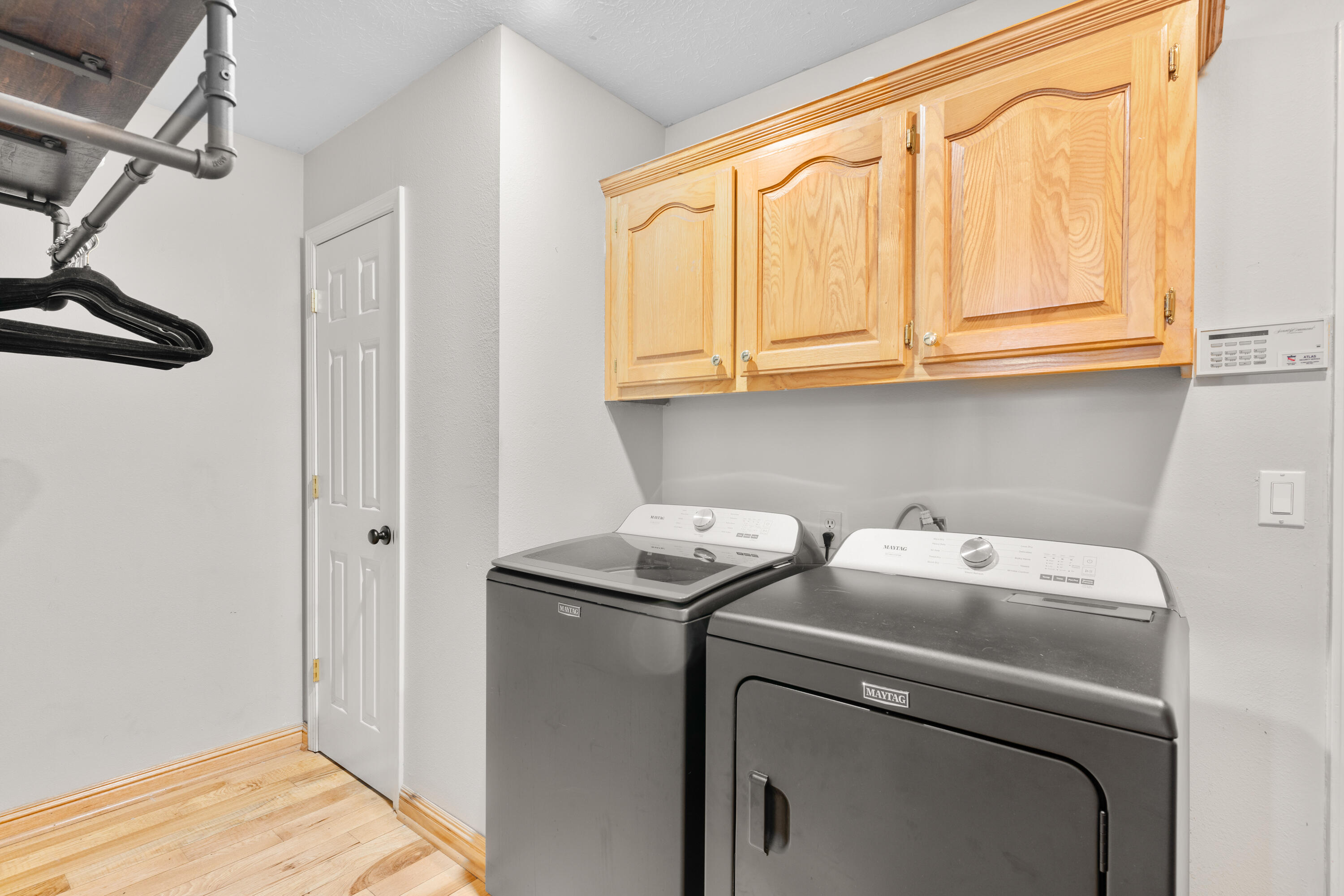 840 East Gaslight Drive Property Photo 16