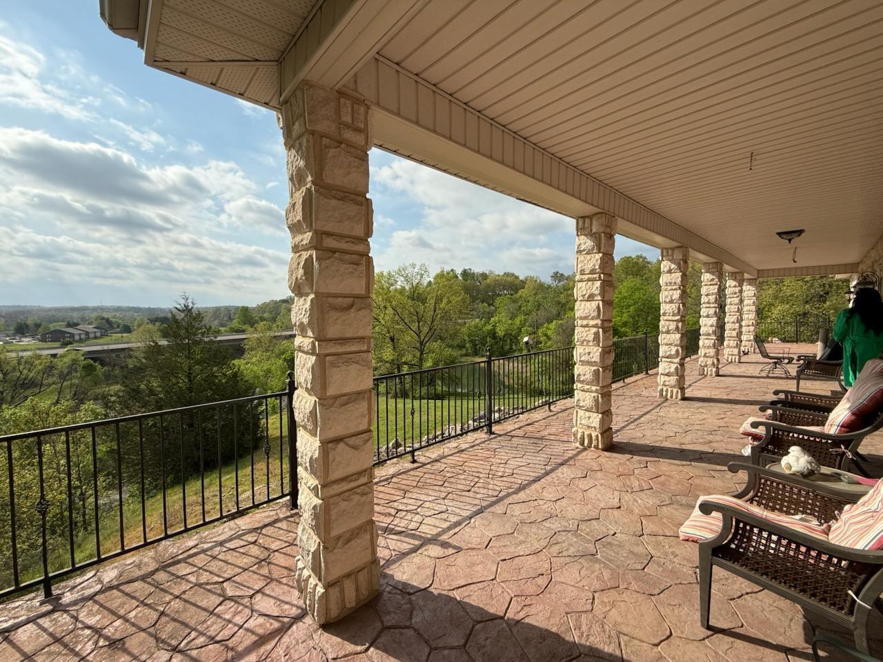 101 Cave Creek Road Property Photo 10