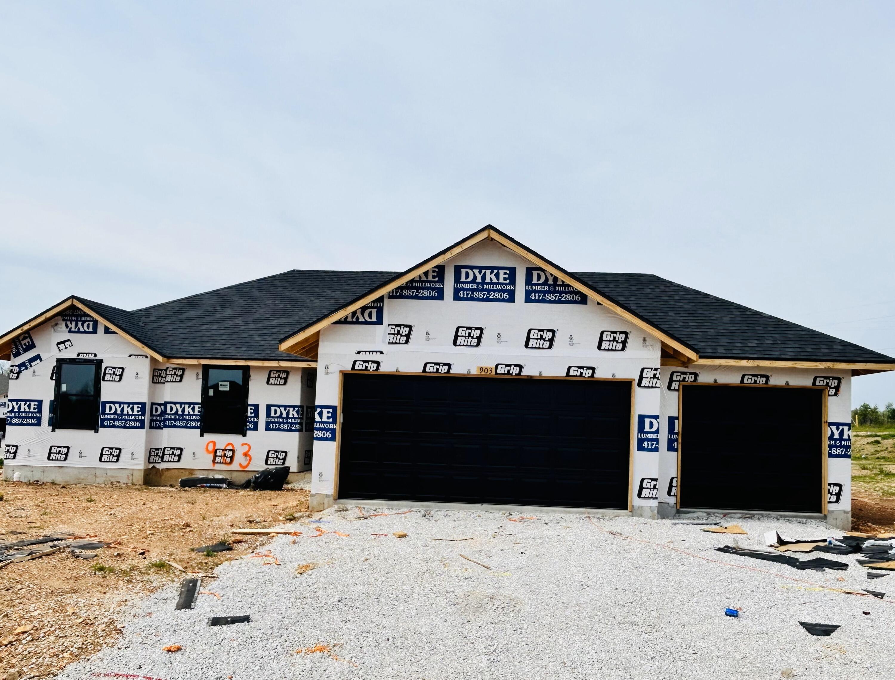 903 South Silverwood Lane Property Photo