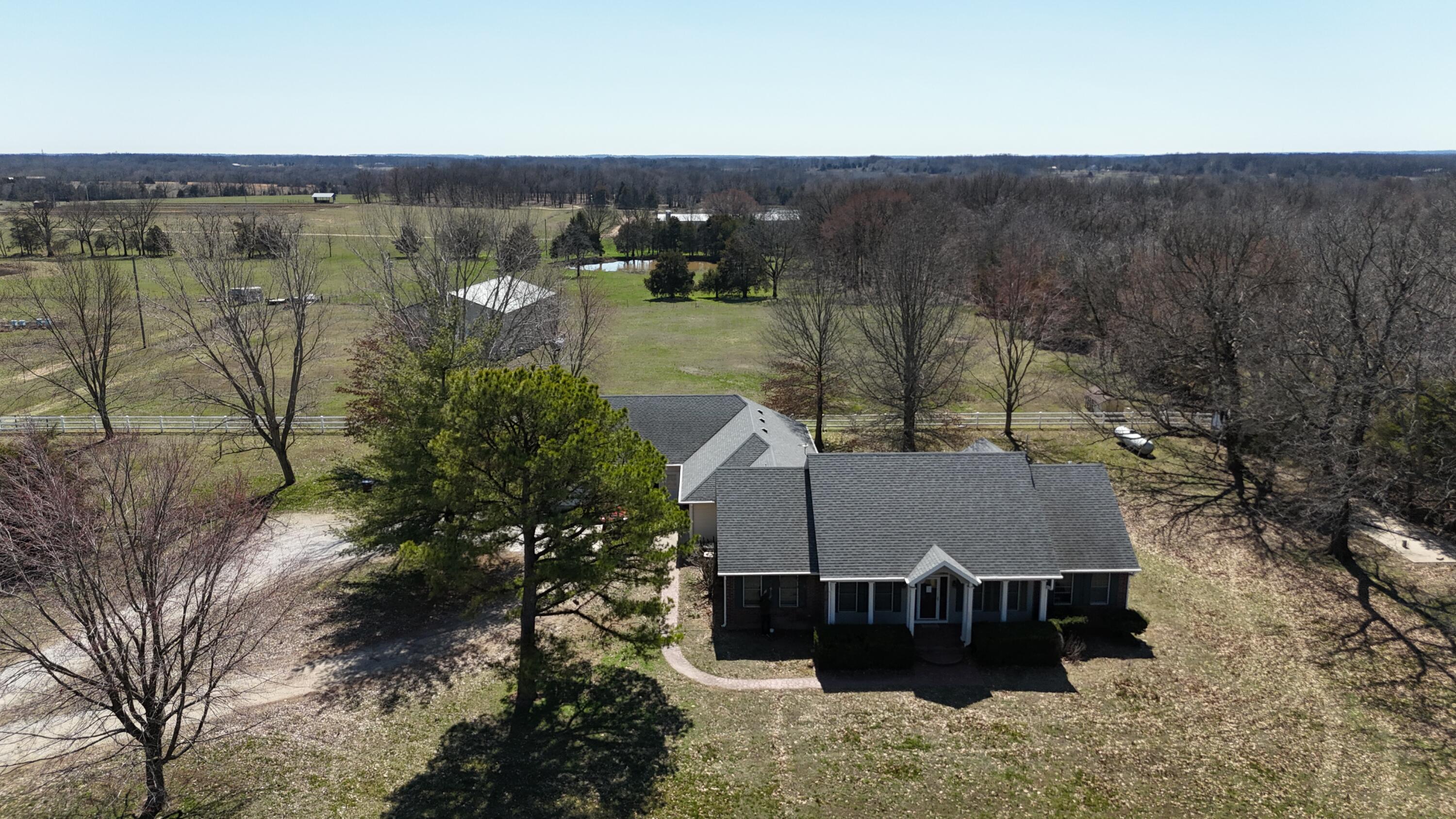 1639 Lawrence 2140 Property Photo 4