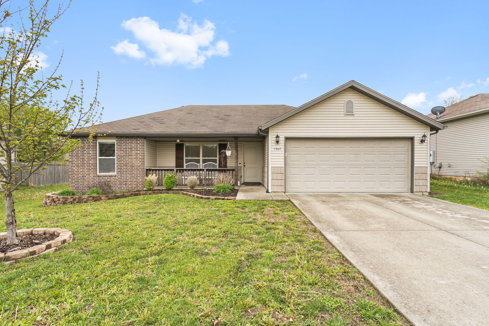 1302 West Nettle Court Property Photo 1