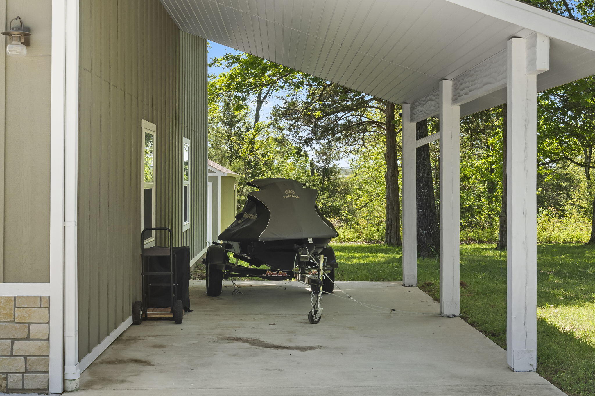 435 Schodack Road Property Photo 16