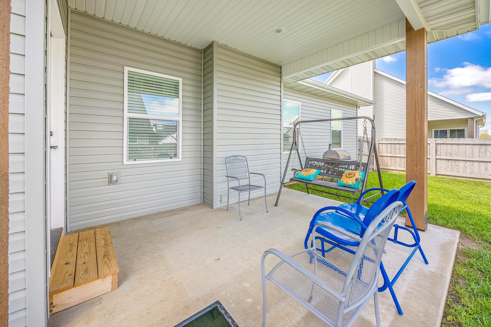 169 East Cowling Street Property Photo 27