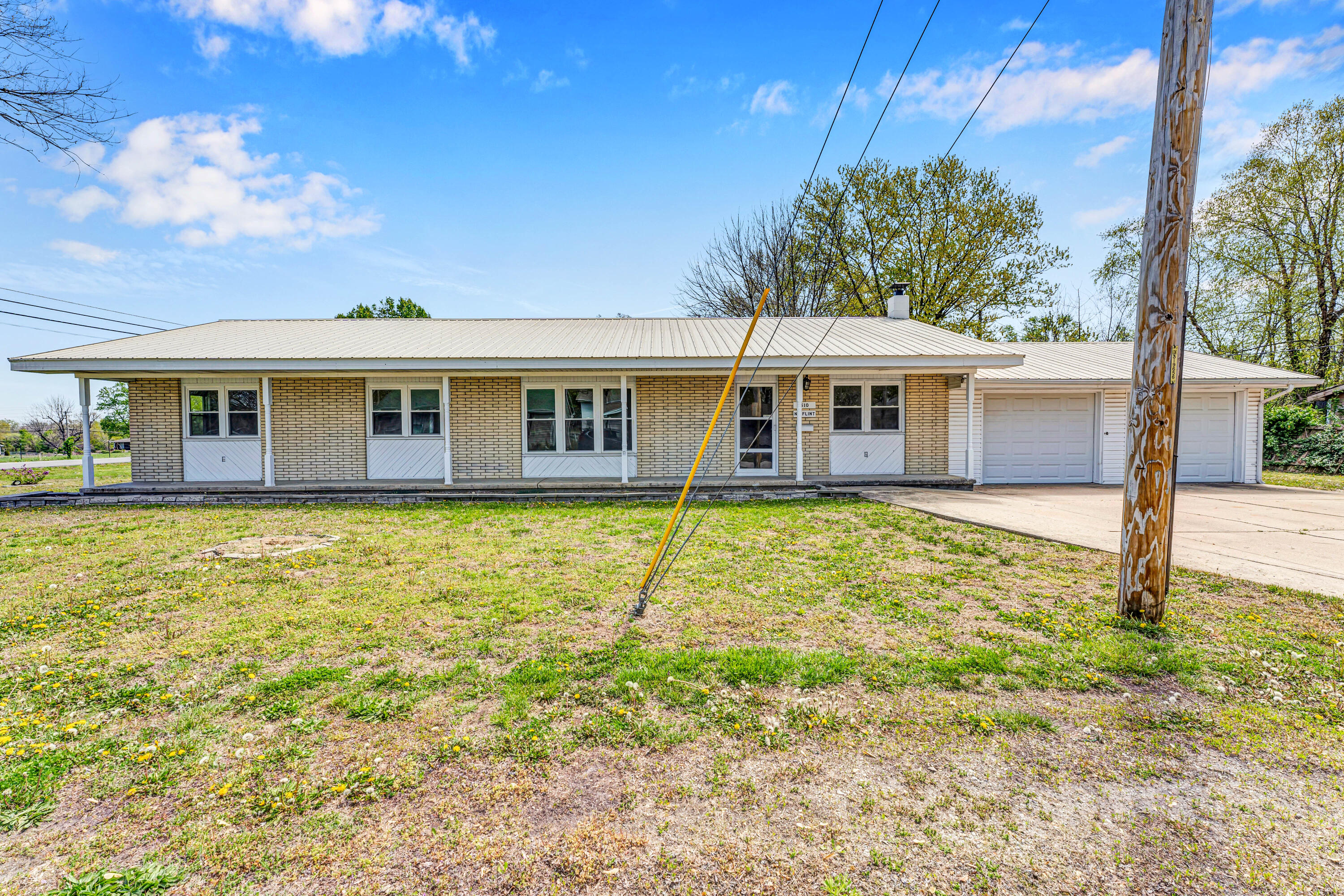 510 North Flint Avenue Property Photo