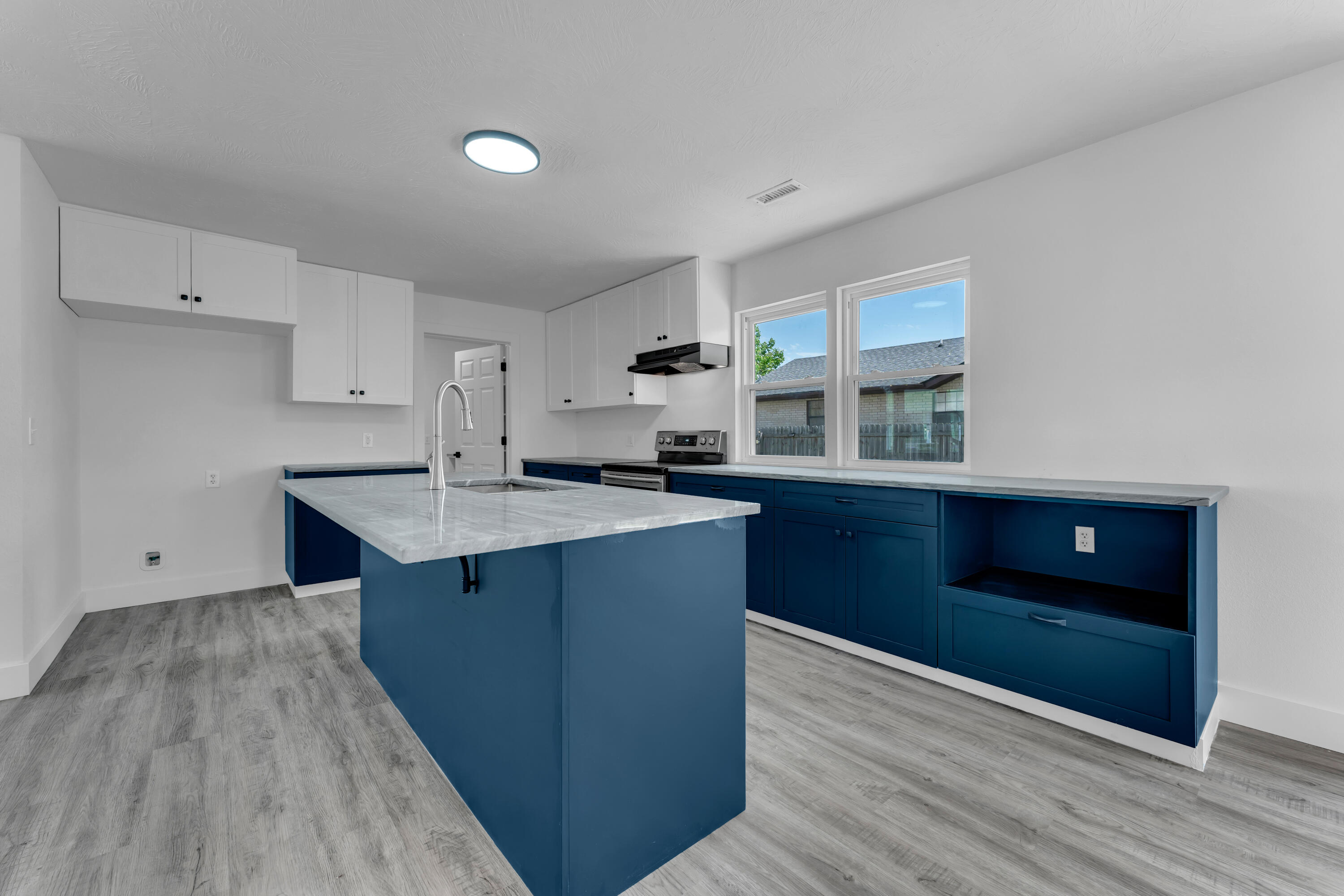 510 North Flint Avenue Property Photo 15