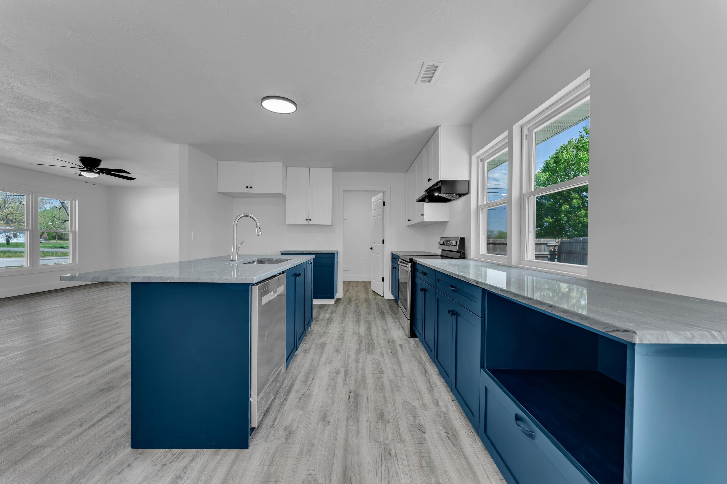 510 North Flint Avenue Property Photo 17