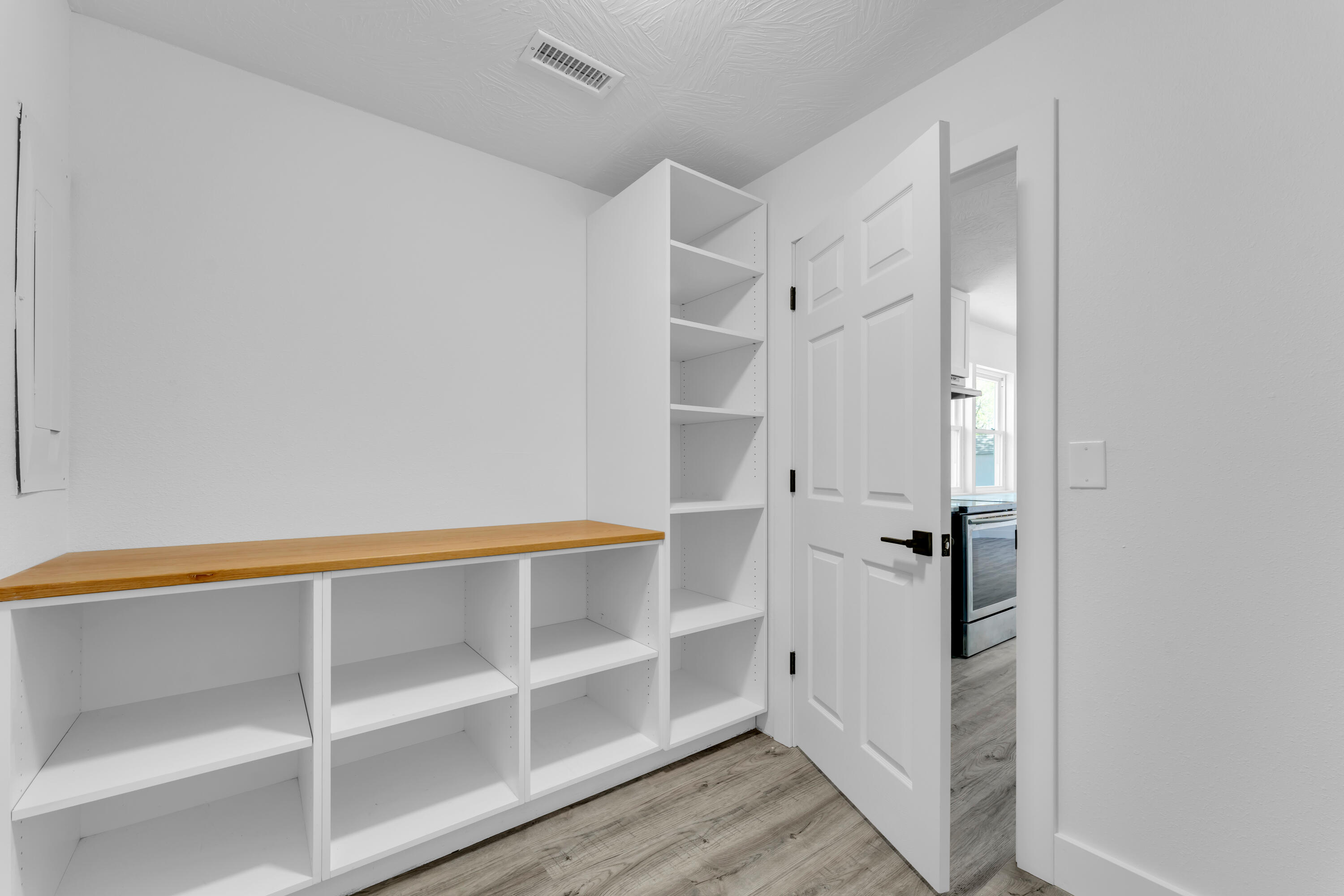 510 North Flint Avenue Property Photo 23