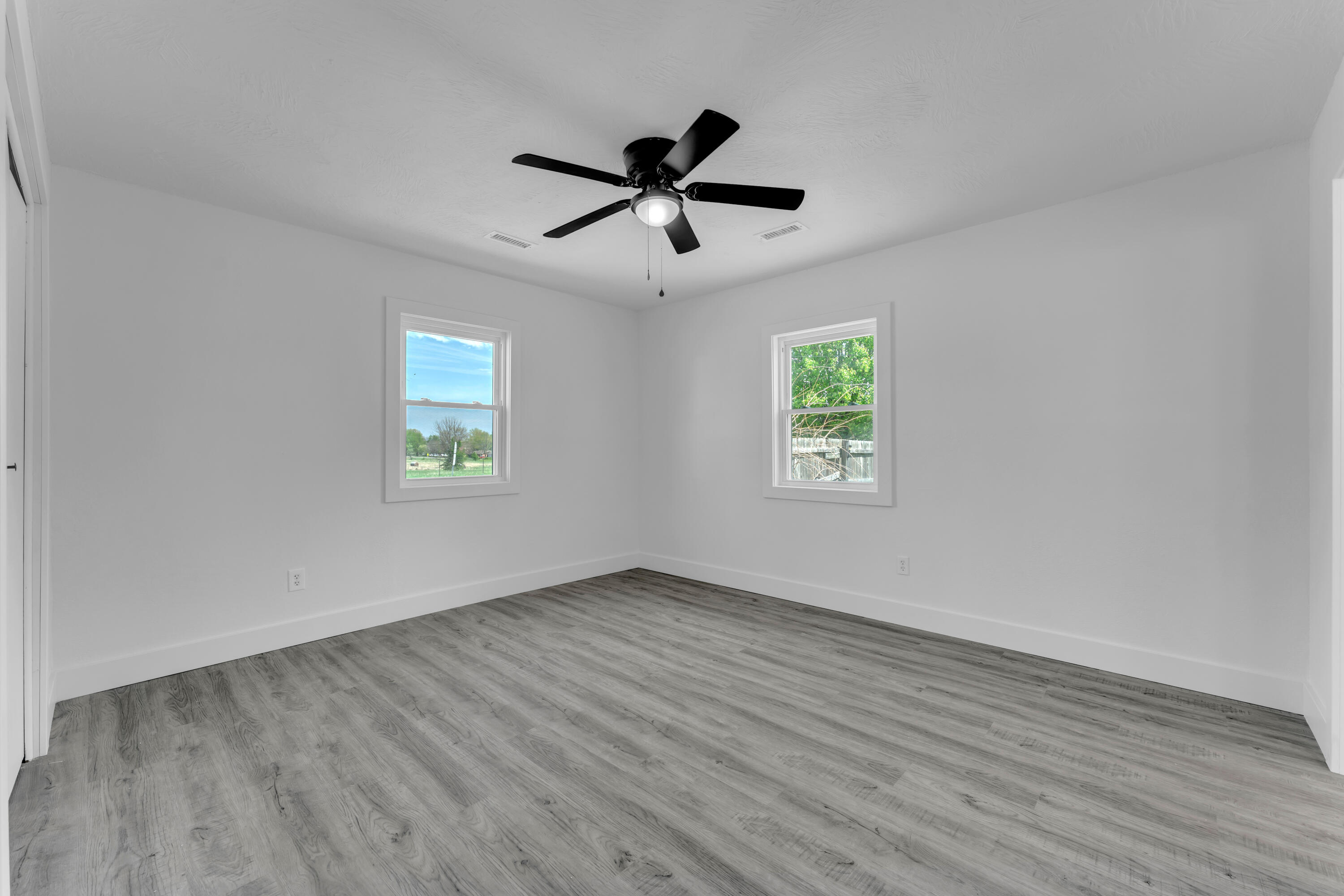 510 North Flint Avenue Property Photo 24