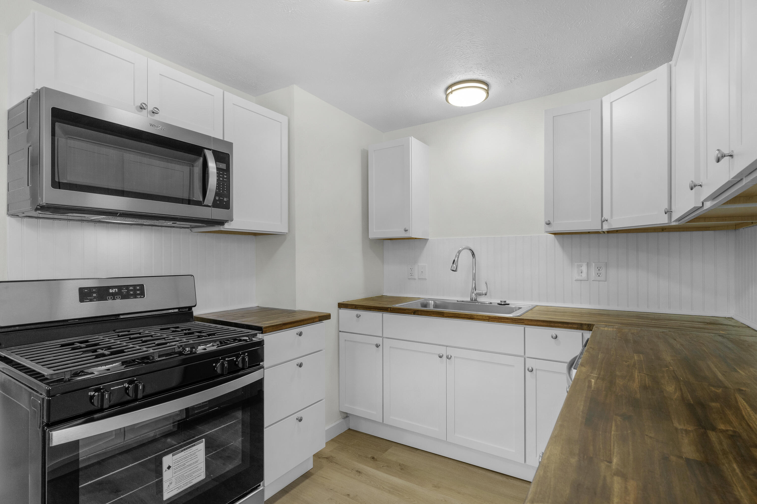 734 South New Avenue Property Photo 15