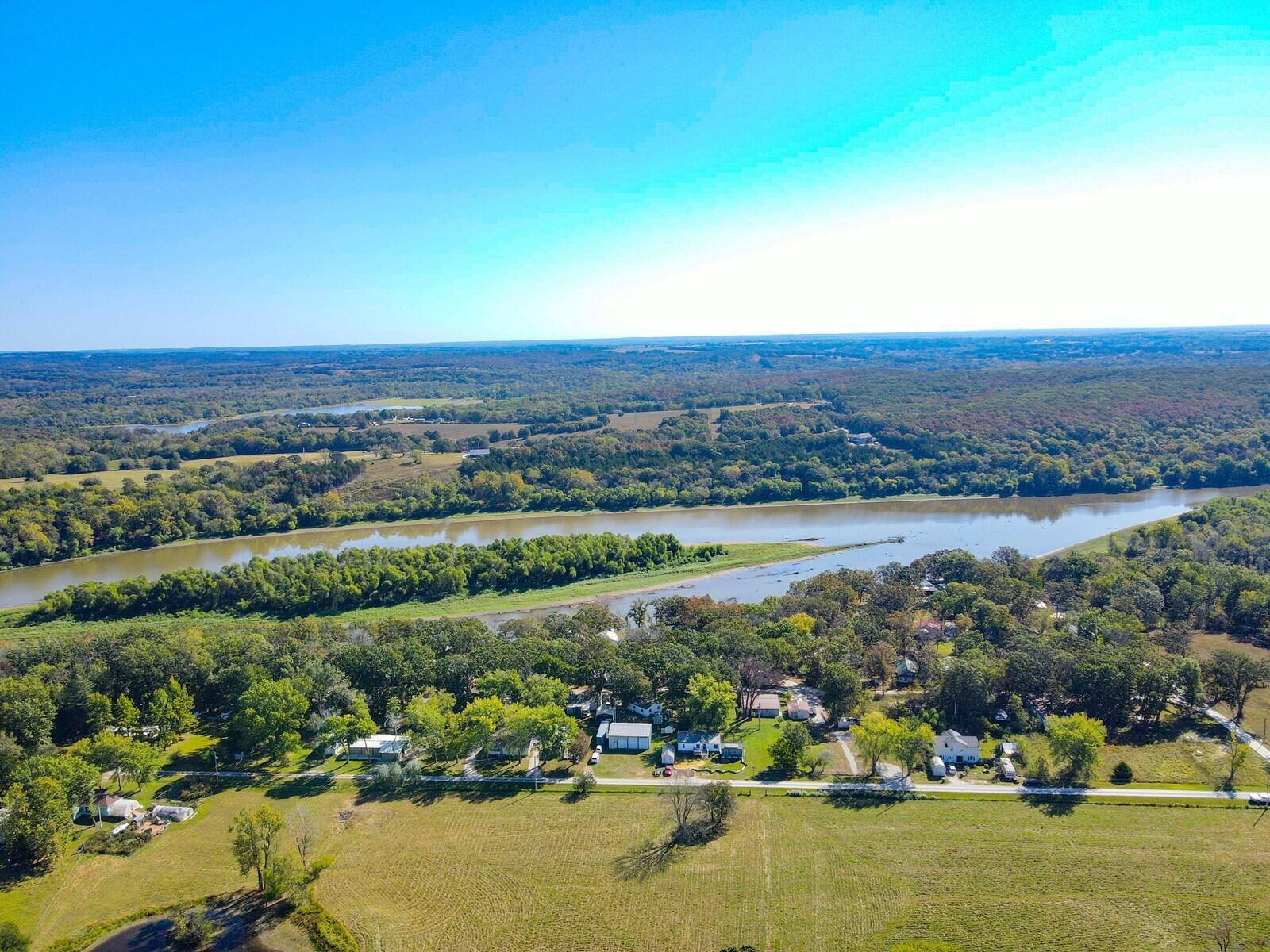 3290 Artesian Road Road Property Photo