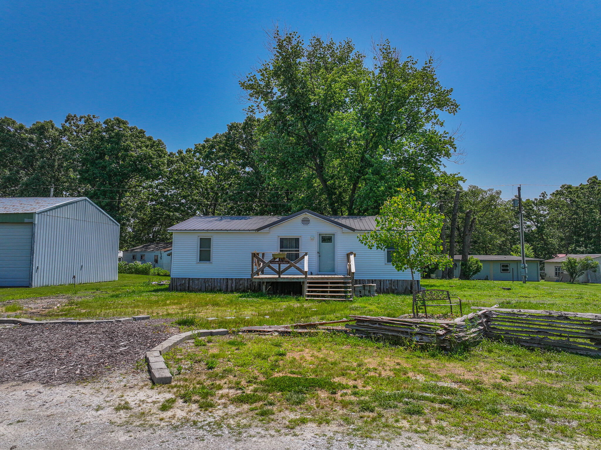 3290 Artesian Road Road Property Photo 1