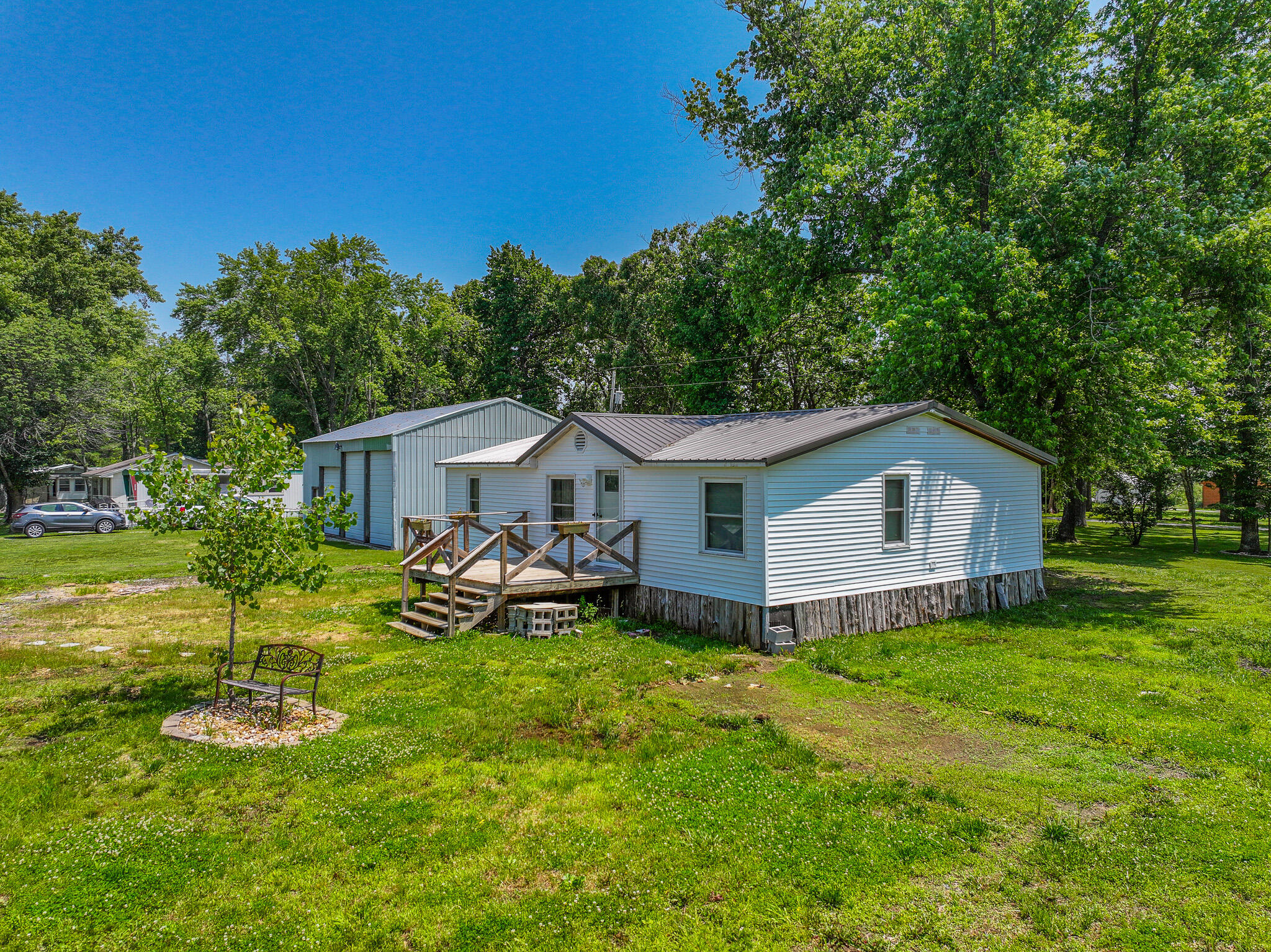 3290 Artesian Road Road Property Photo 2