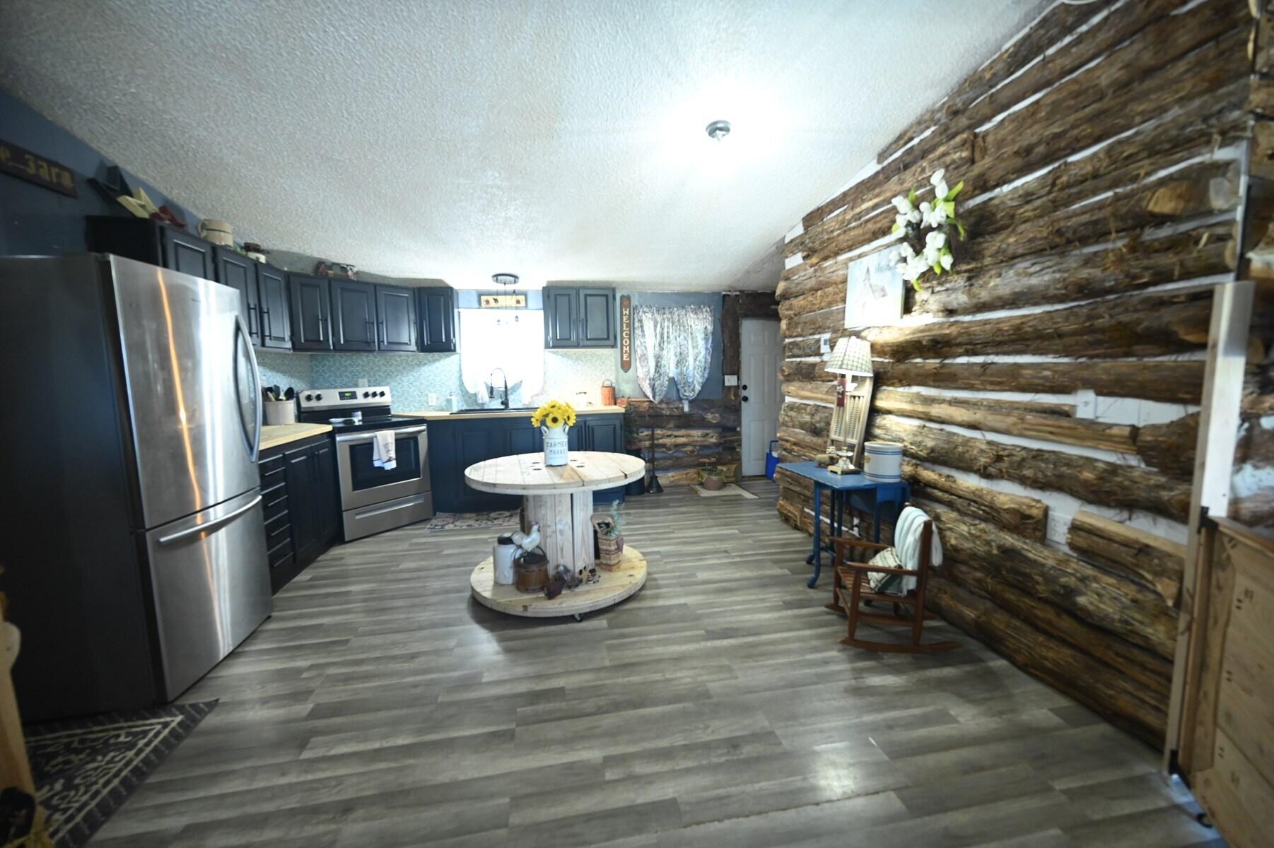 3290 Artesian Road Road Property Photo 12