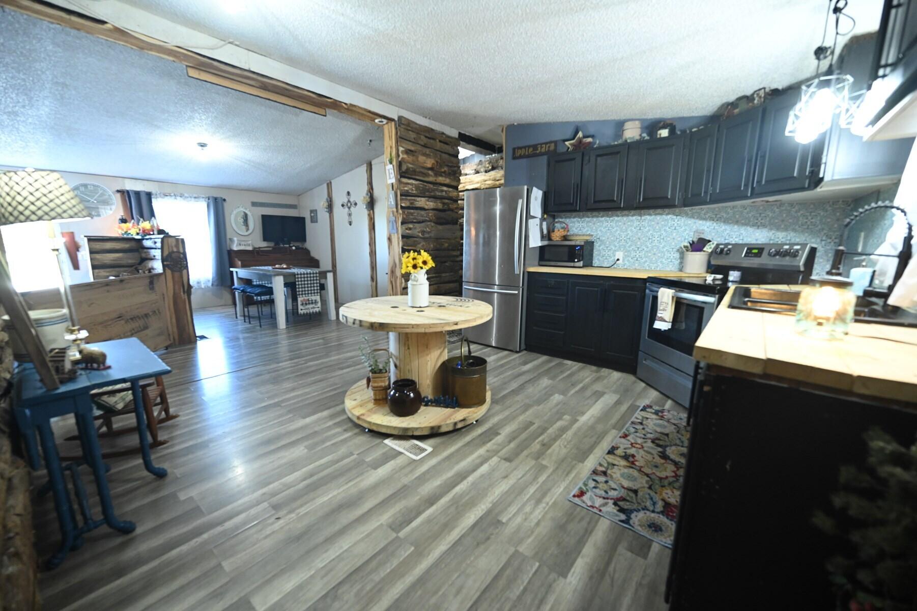 3290 Artesian Road Road Property Photo 13