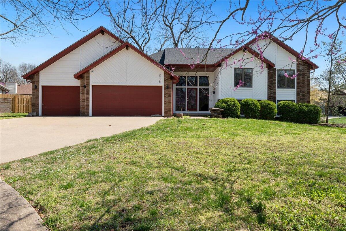 2236 East Marlan Court Property Photo 1
