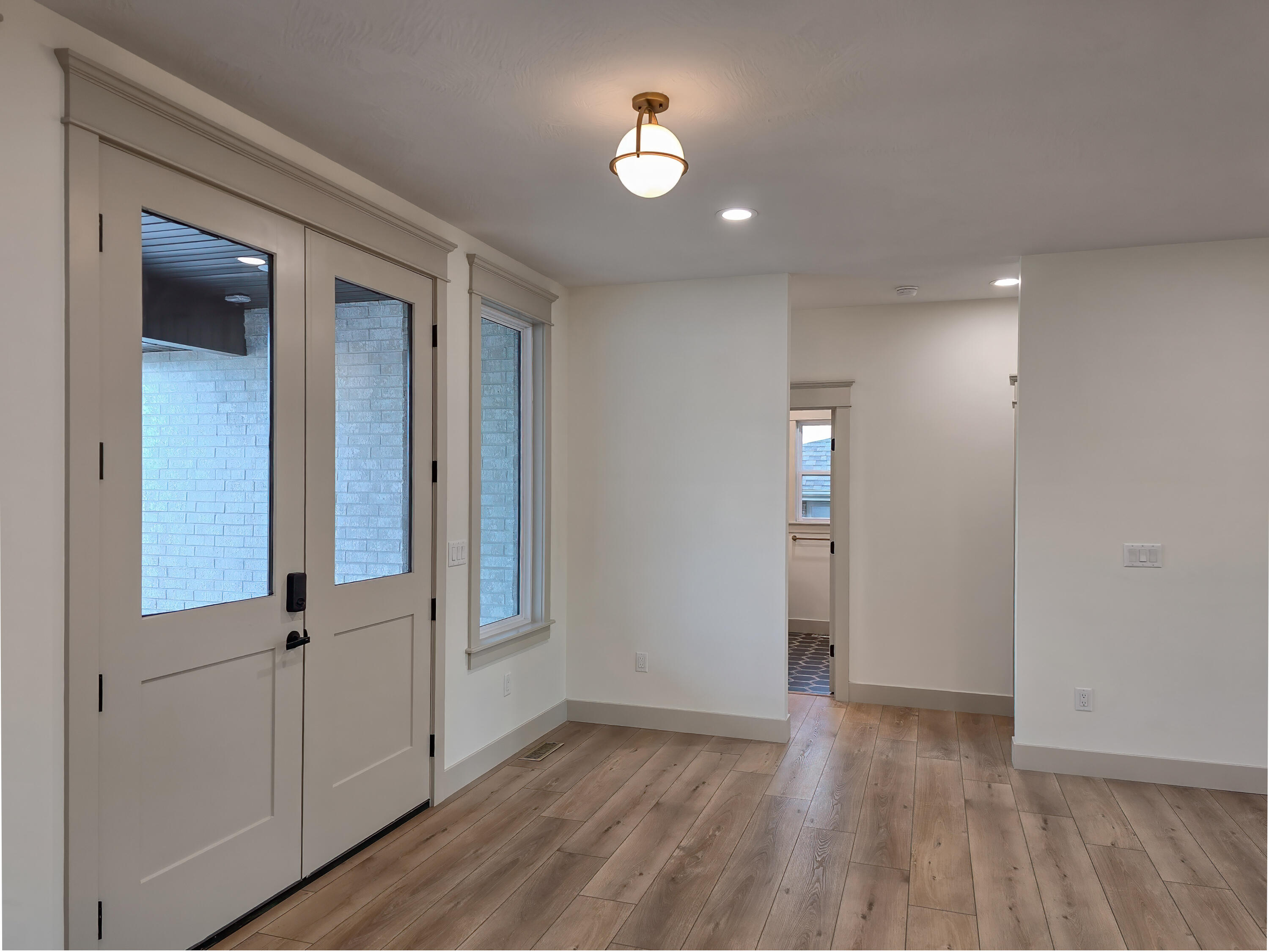 3800 West Broadmoor Street Property Photo 6