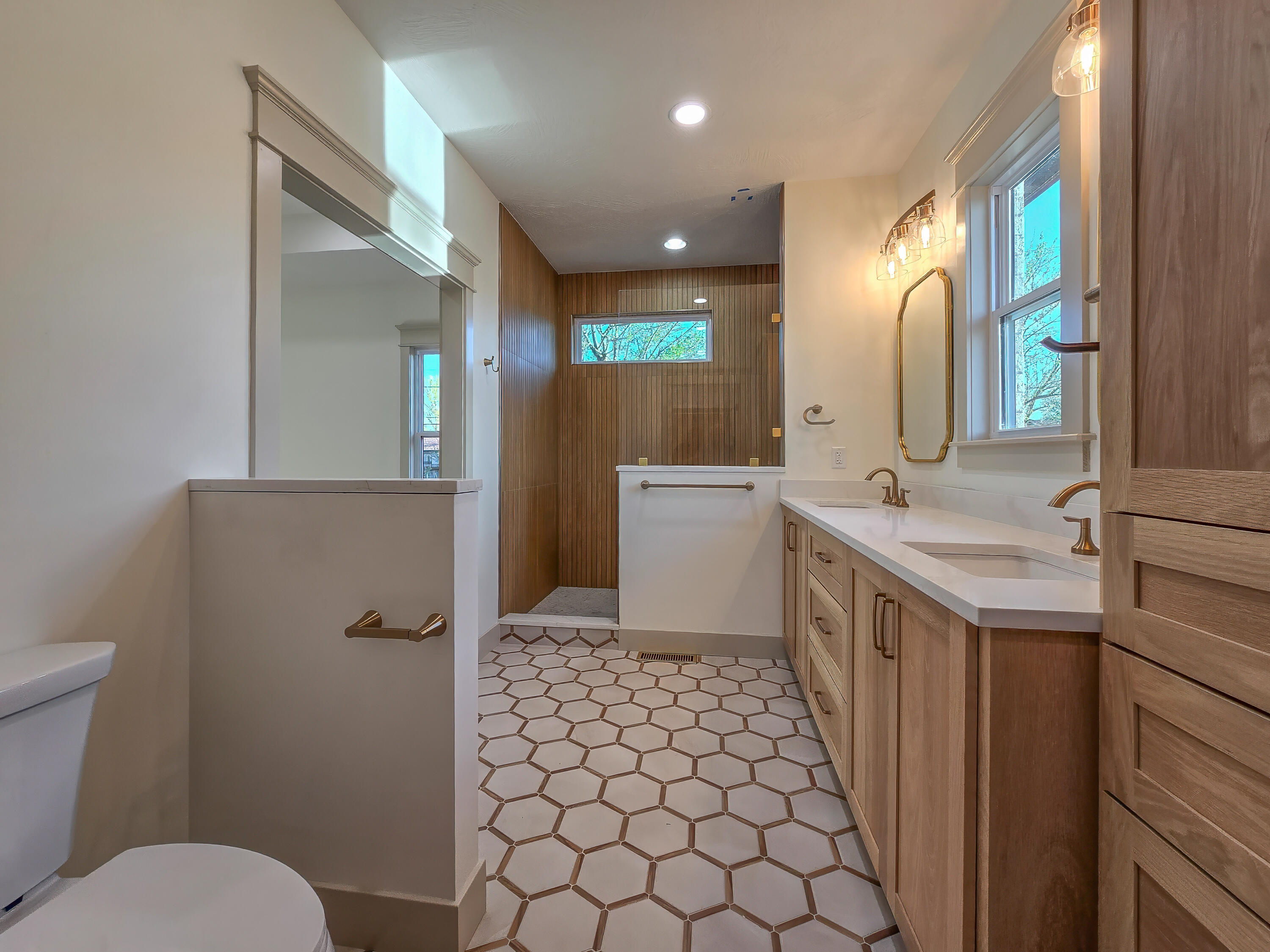 3800 West Broadmoor Street Property Photo 26