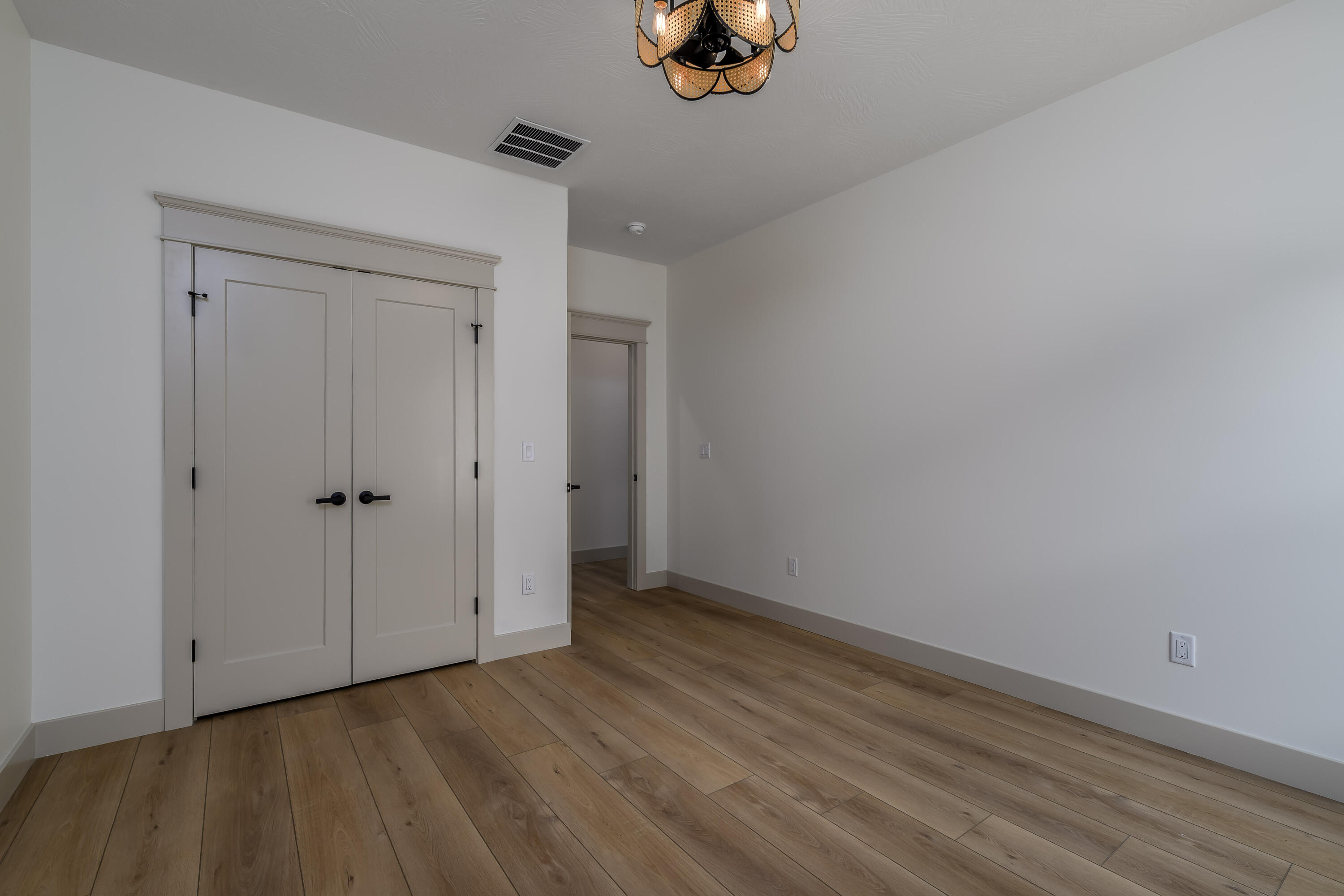 3800 West Broadmoor Street Property Photo 33