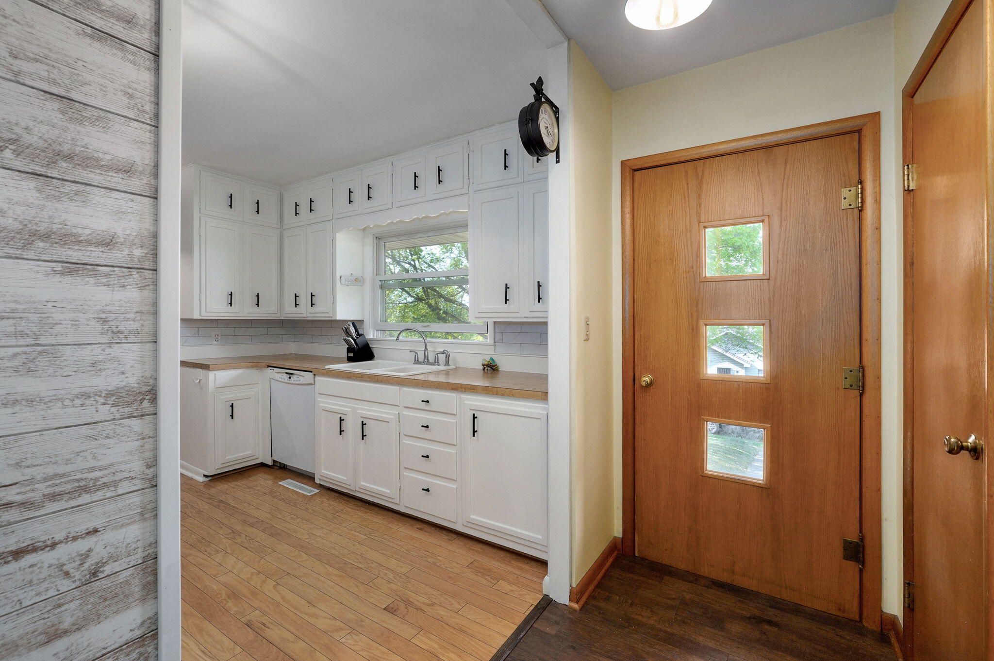 203 Roberts Drive Property Photo 10