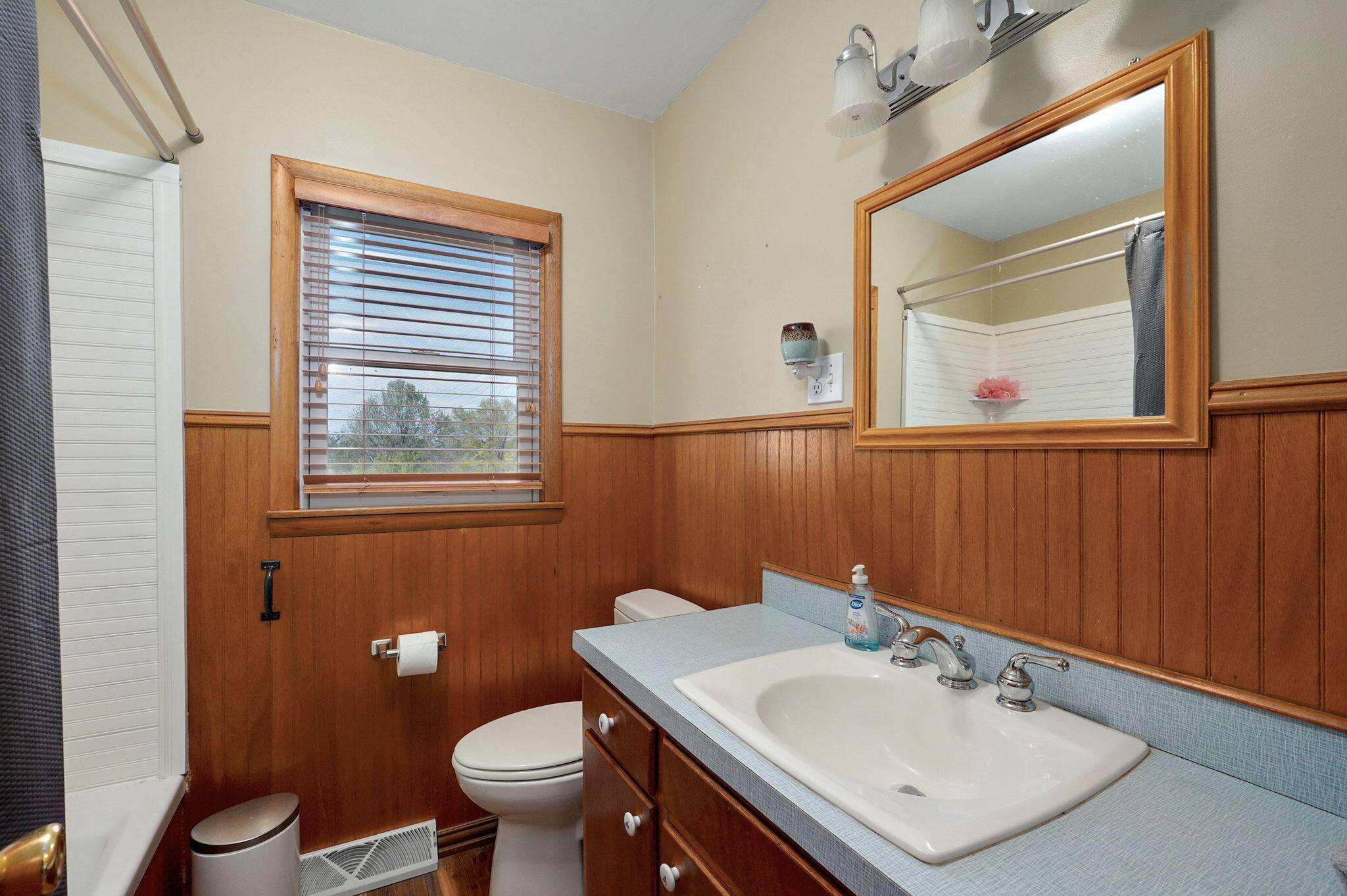 203 Roberts Drive Property Photo 21