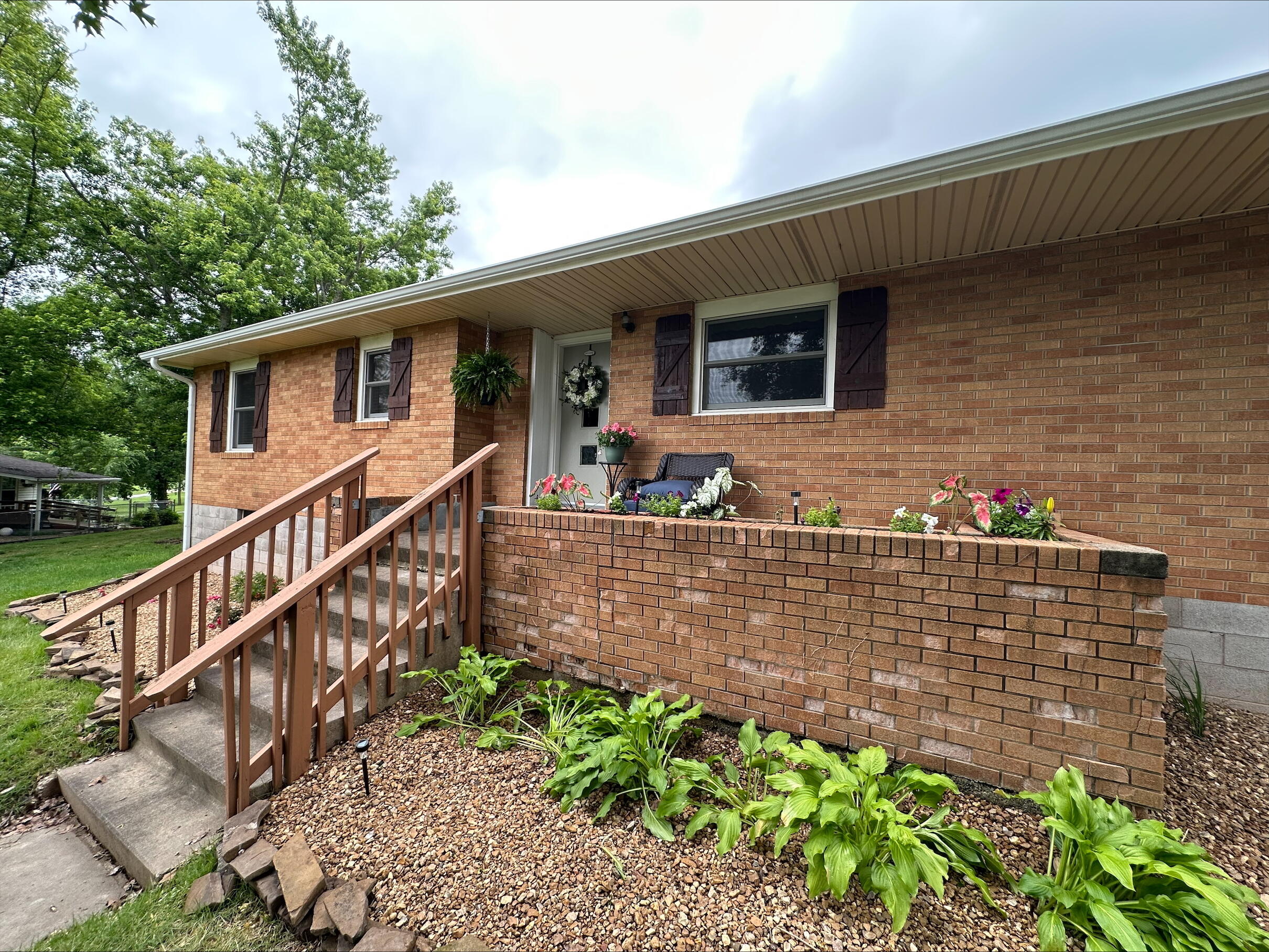 203 Roberts Drive Property Photo 33