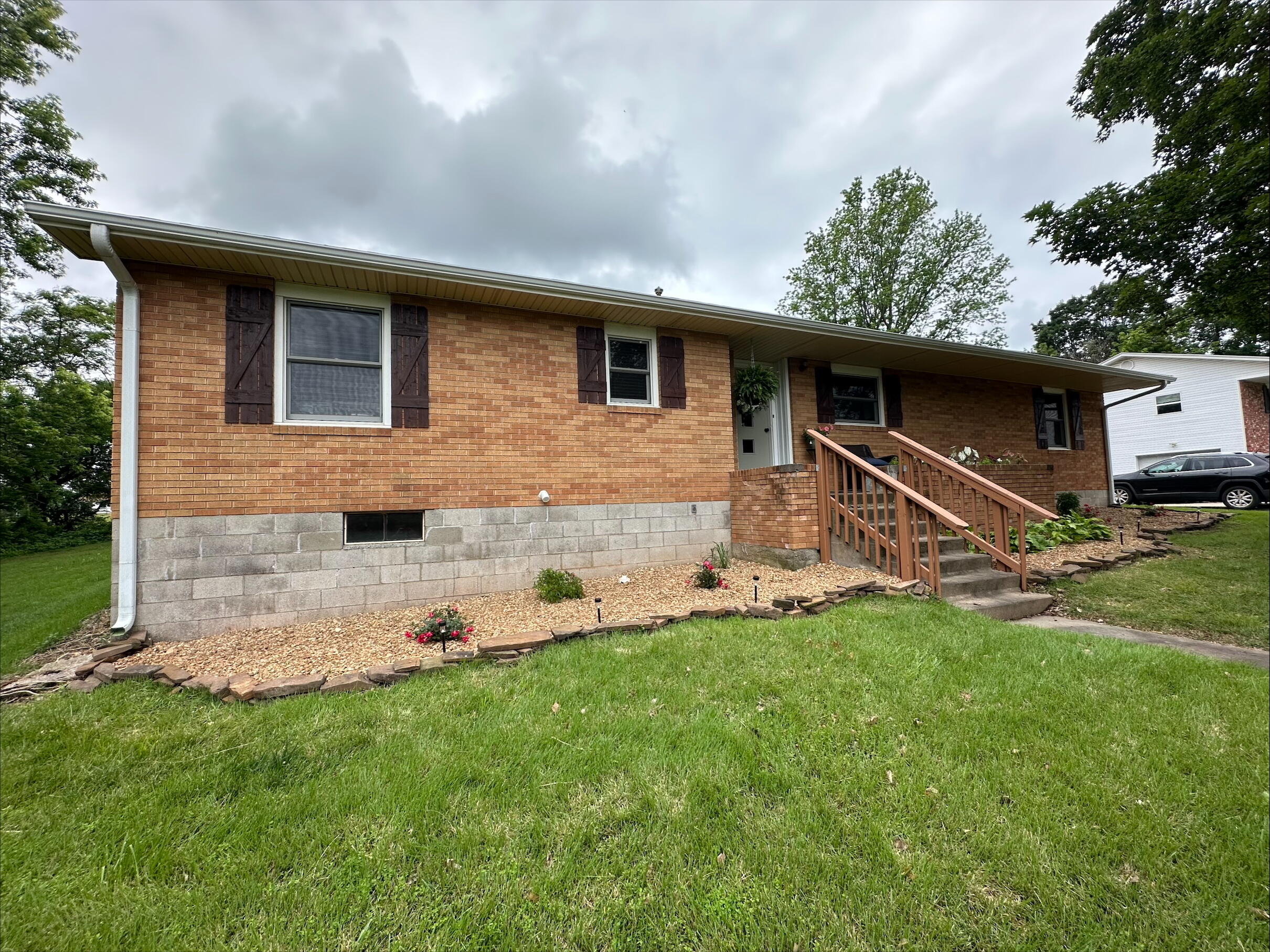 203 Roberts Drive Property Photo 36