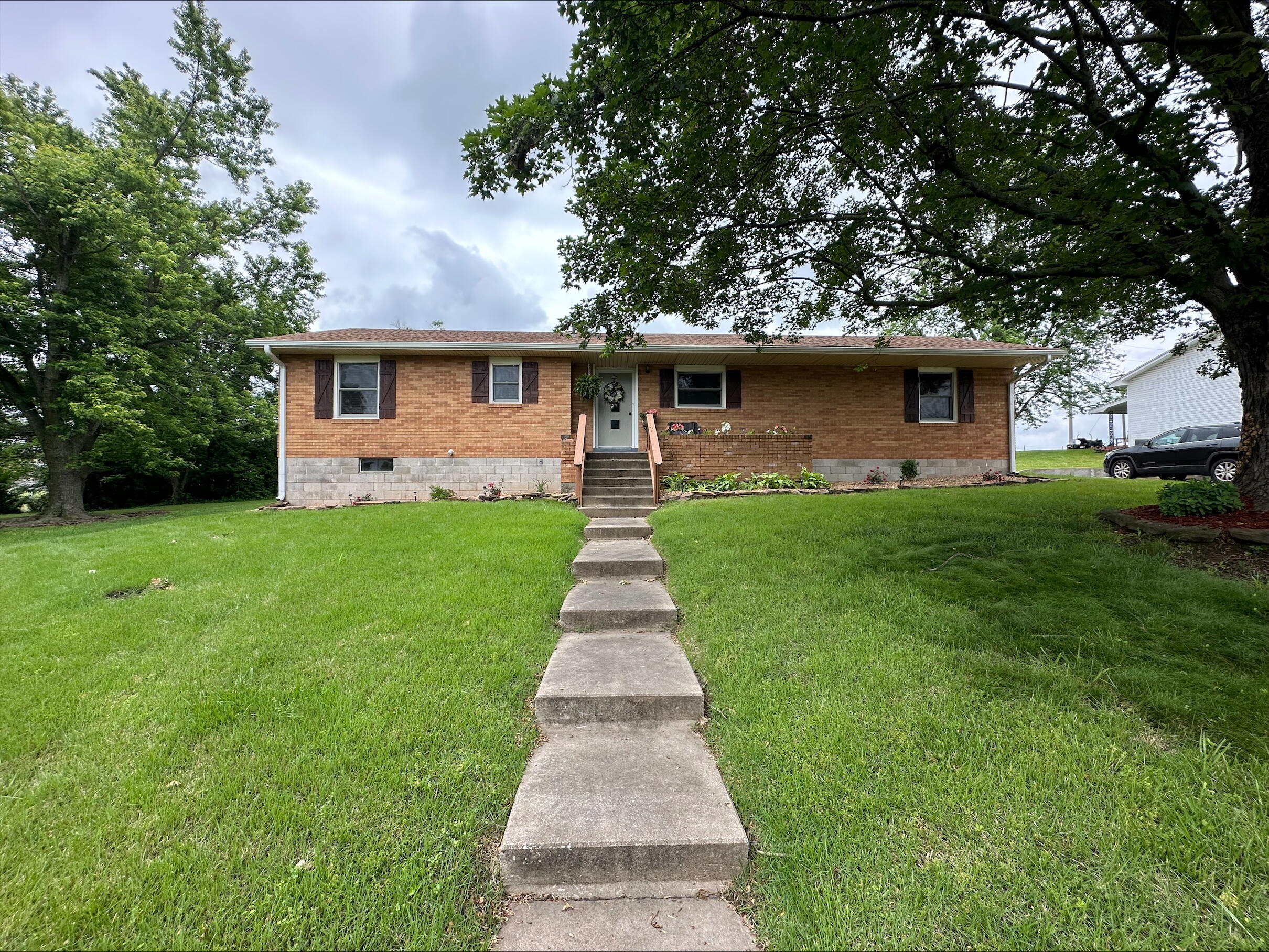 203 Roberts Drive Property Photo 37