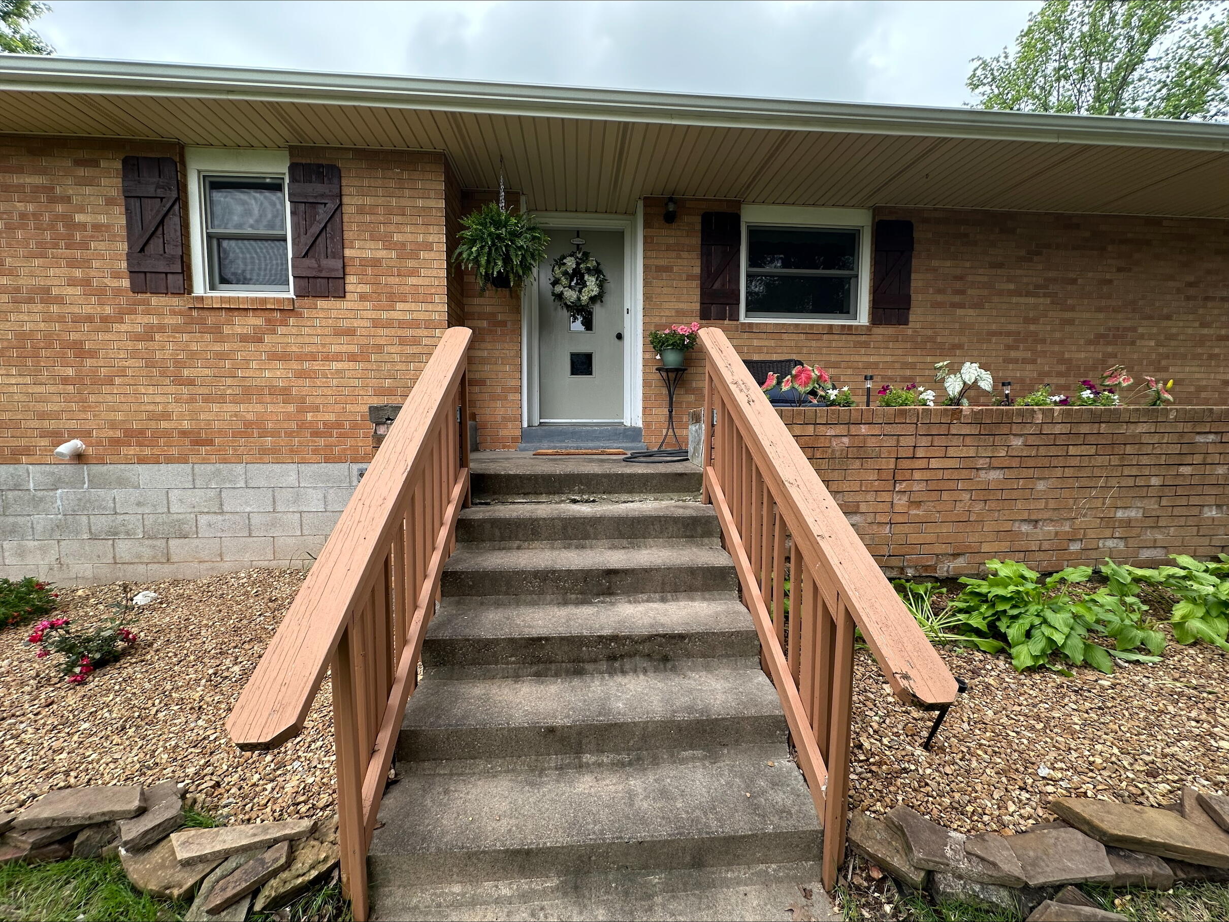 203 Roberts Drive Property Photo 38