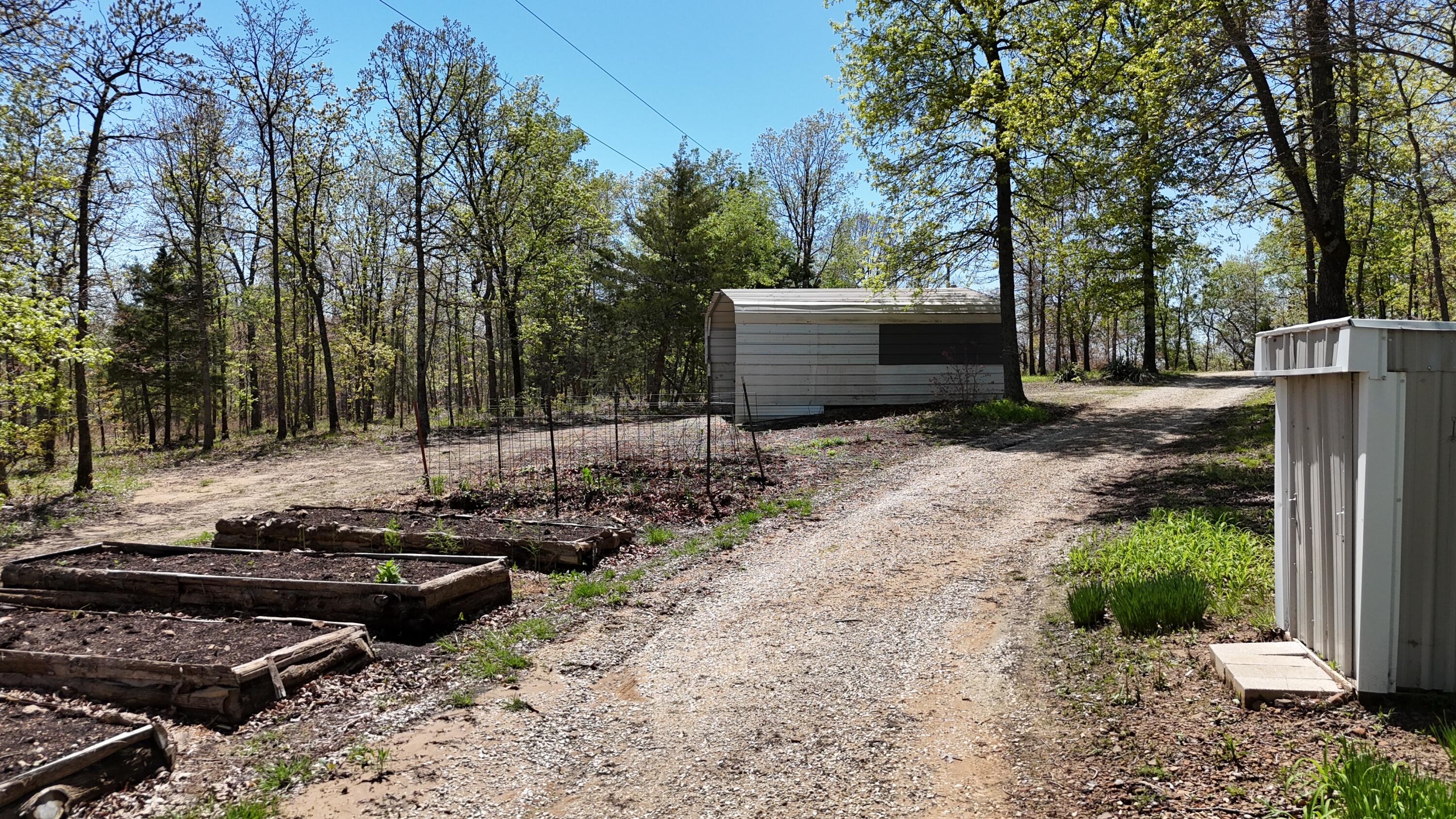 21050 East Hwy M Property Photo 31