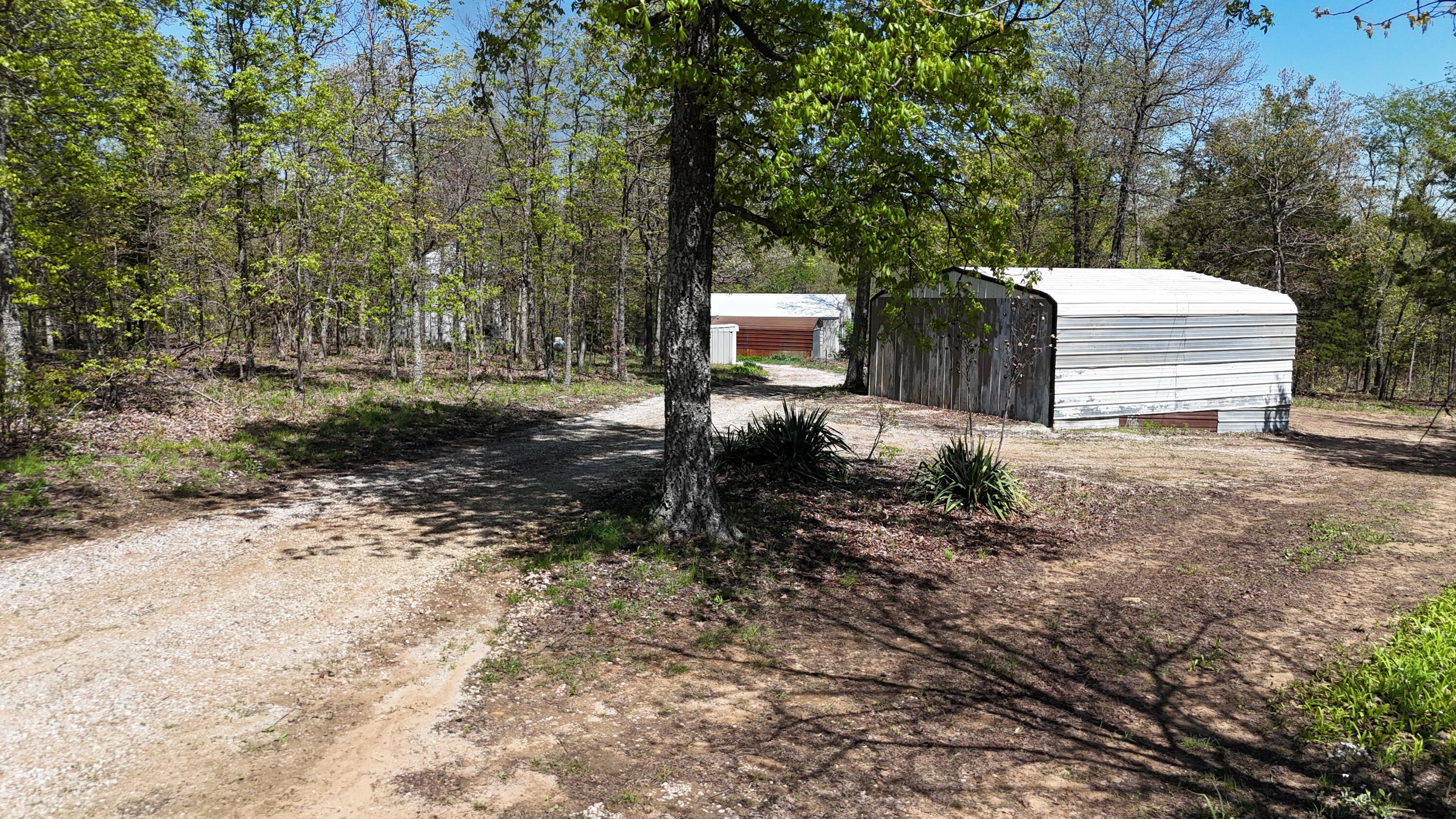 21050 East Hwy M Property Photo 36